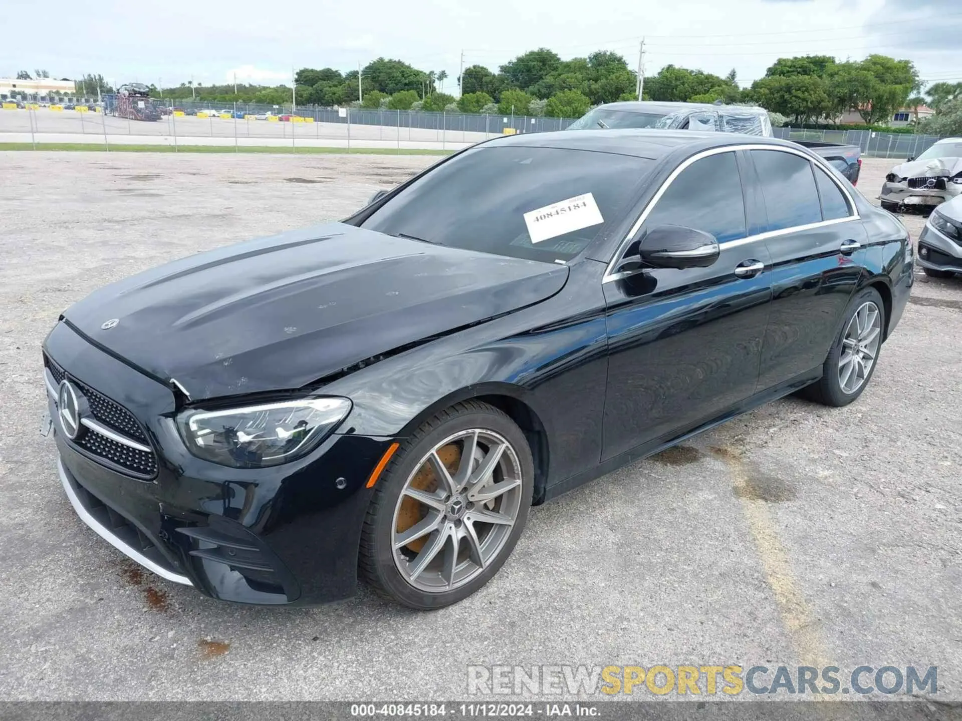 2 Photograph of a damaged car W1KZF8DB2NB070990 MERCEDES-BENZ E 350 2022