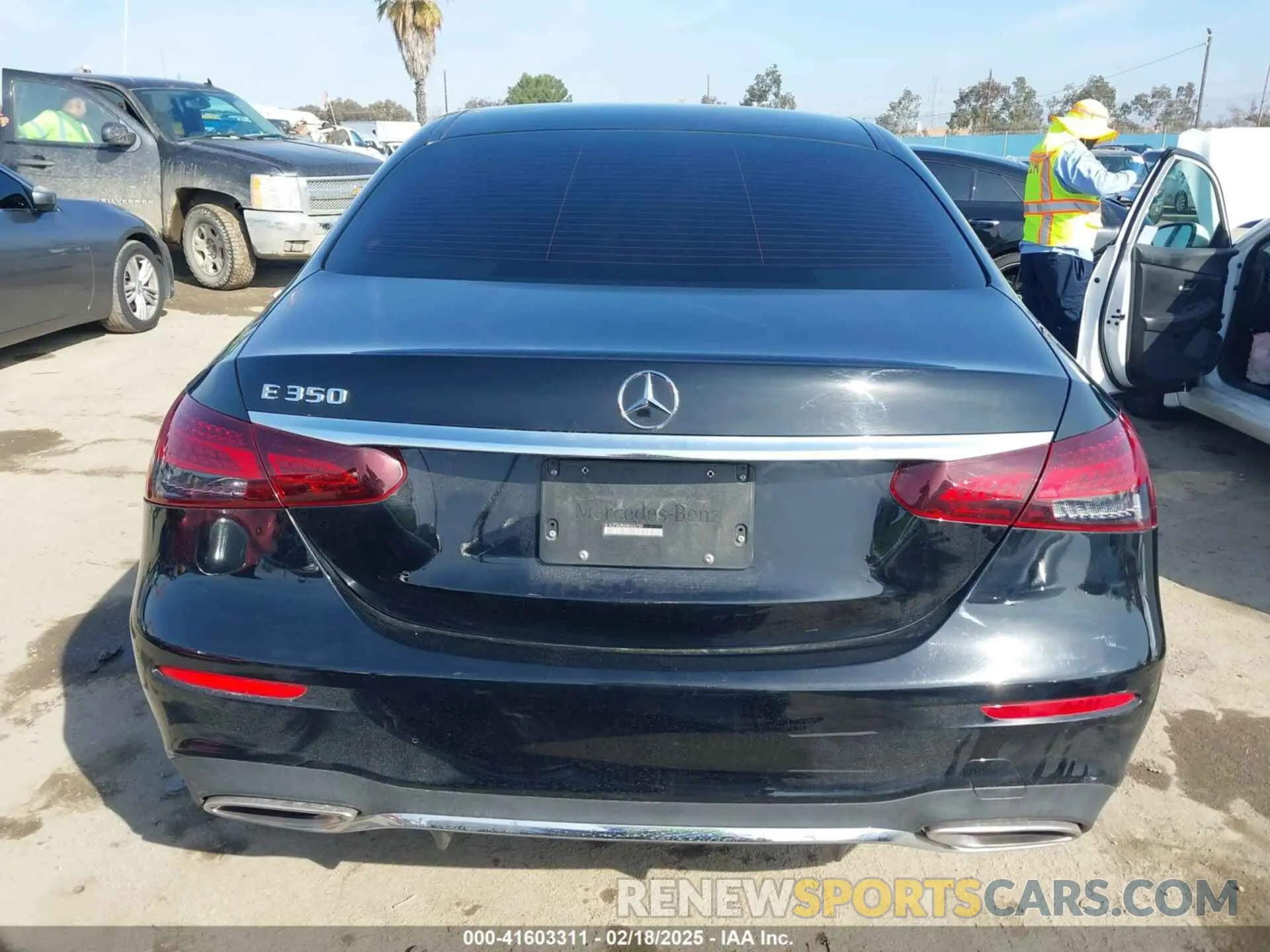 16 Photograph of a damaged car W1KZF8DB6NB026720 MERCEDES-BENZ E 350 2022