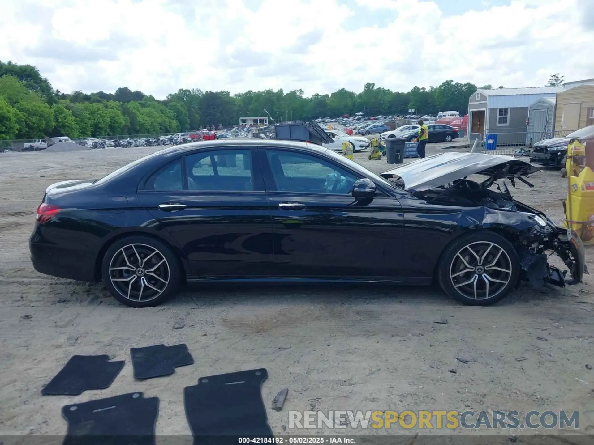 13 Photograph of a damaged car W1KZF8DB0PB162263 MERCEDES-BENZ E 350 2023