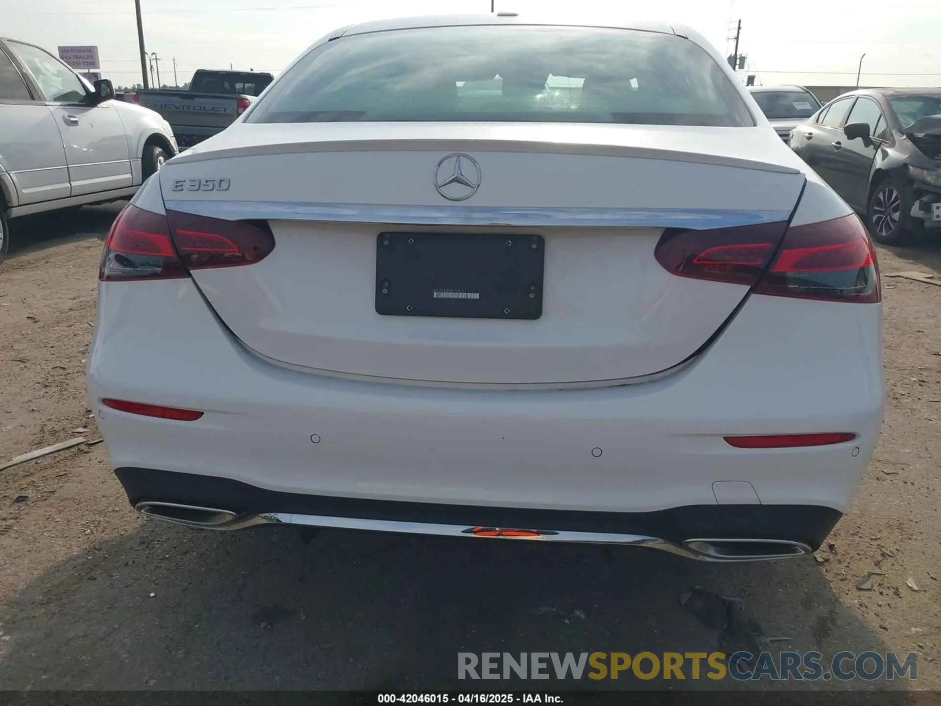 16 Photograph of a damaged car W1KZF8DBXPB173819 MERCEDES-BENZ E 350 2023