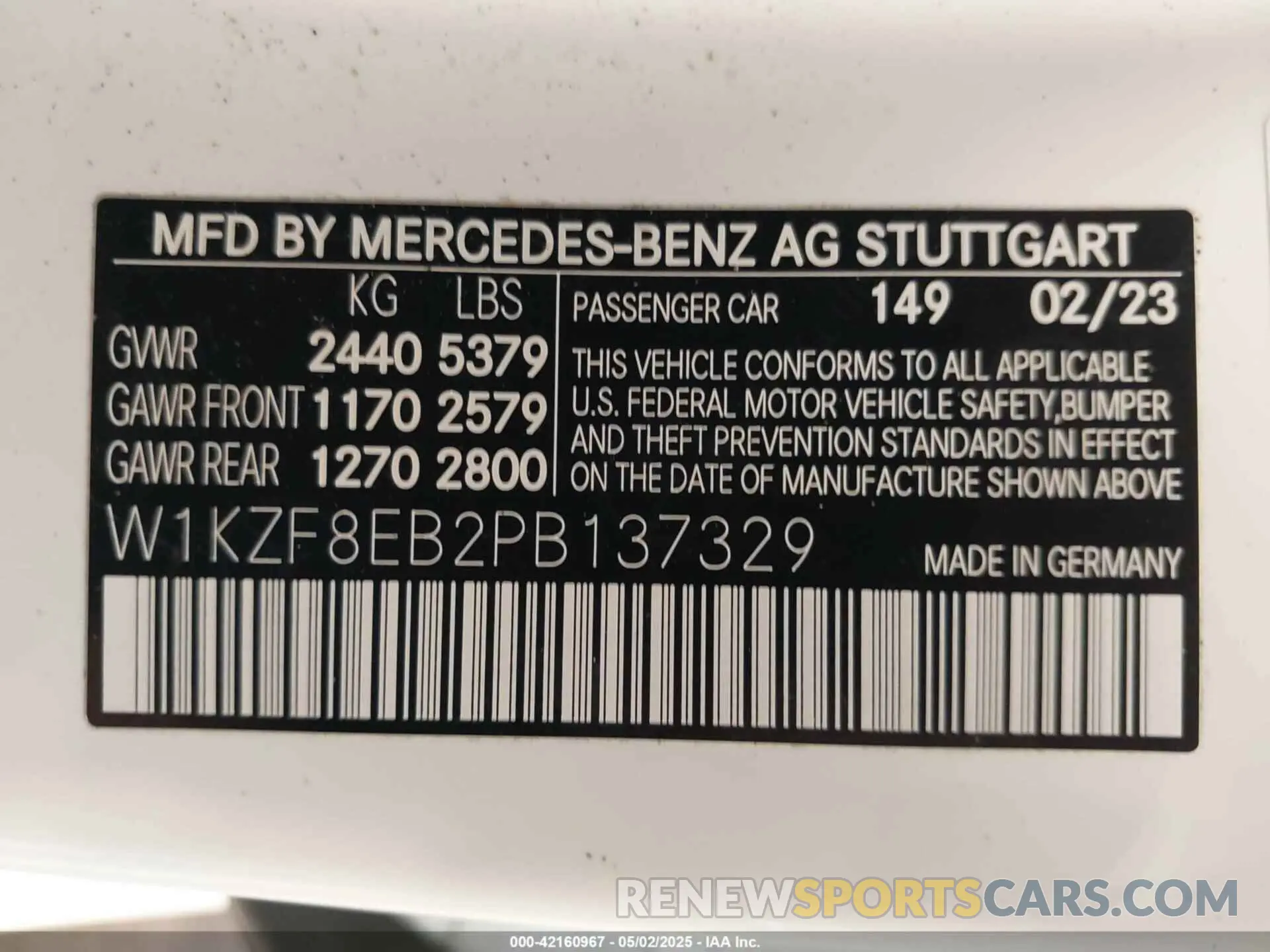 9 Photograph of a damaged car W1KZF8EB2PB137329 MERCEDES-BENZ E 350 2023