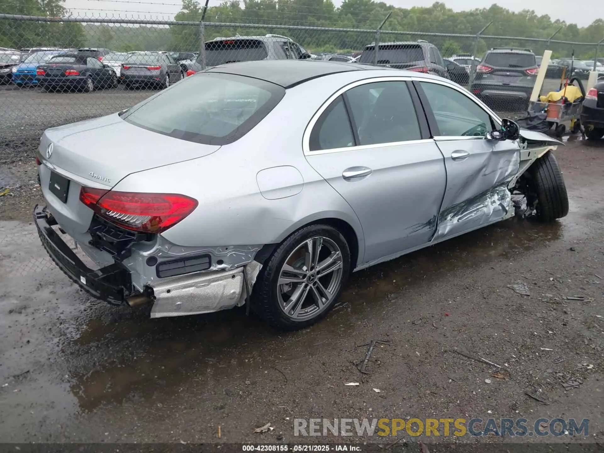 4 Photograph of a damaged car W1KZF8EB3PB105571 MERCEDES-BENZ E 350 2023