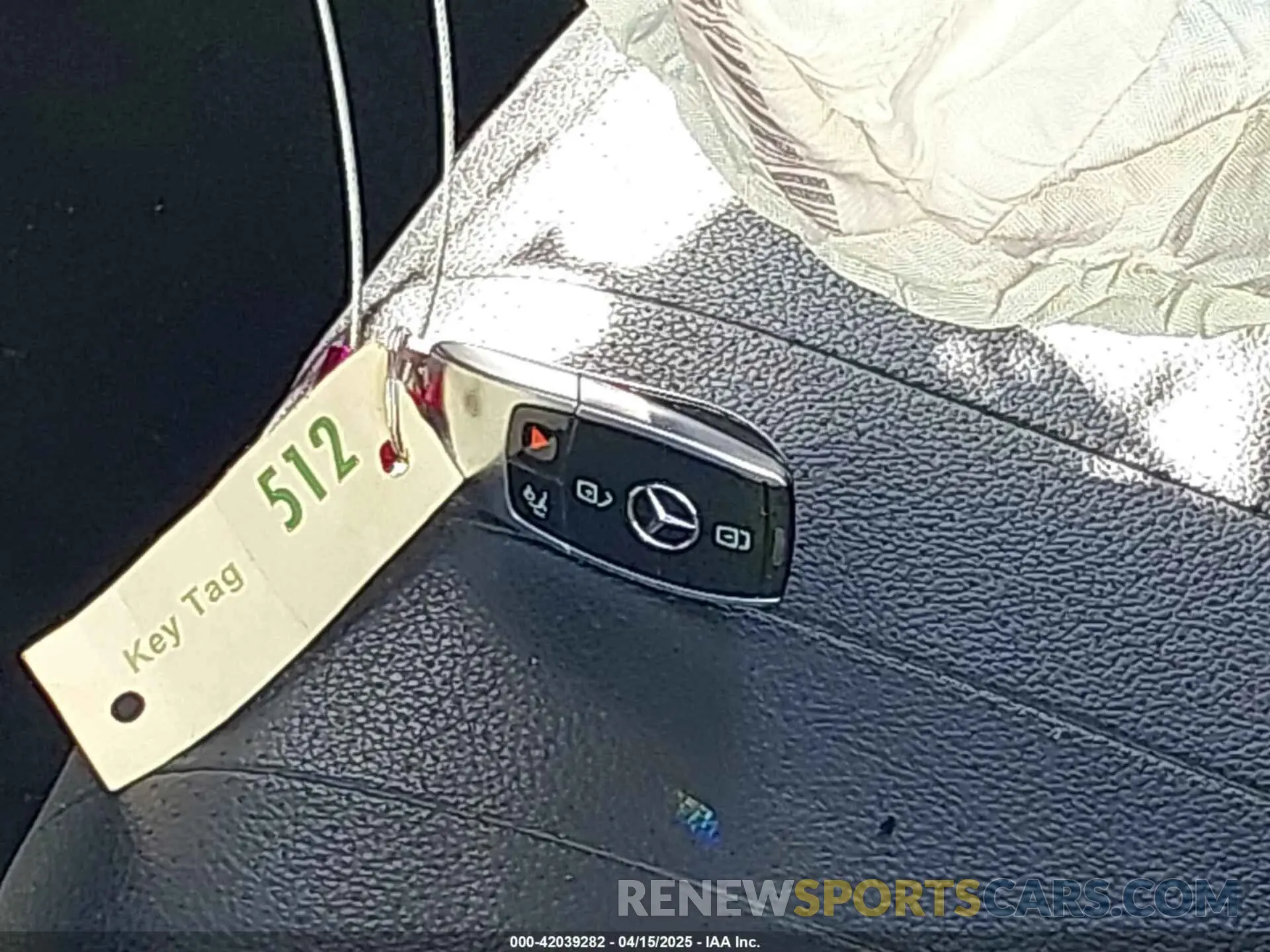 11 Photograph of a damaged car W1KZF8EB9PB106580 MERCEDES-BENZ E 350 2023