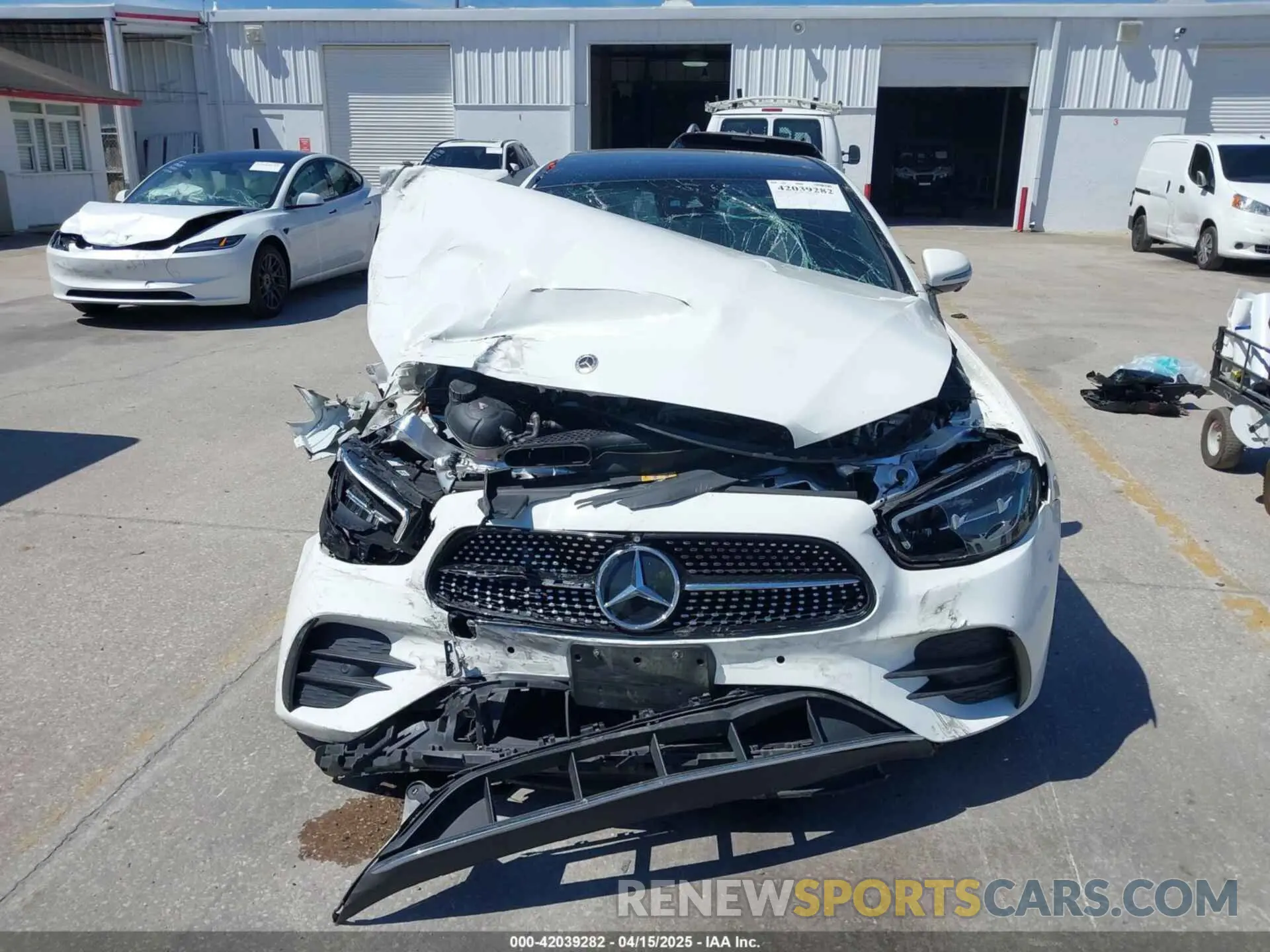 13 Photograph of a damaged car W1KZF8EB9PB106580 MERCEDES-BENZ E 350 2023