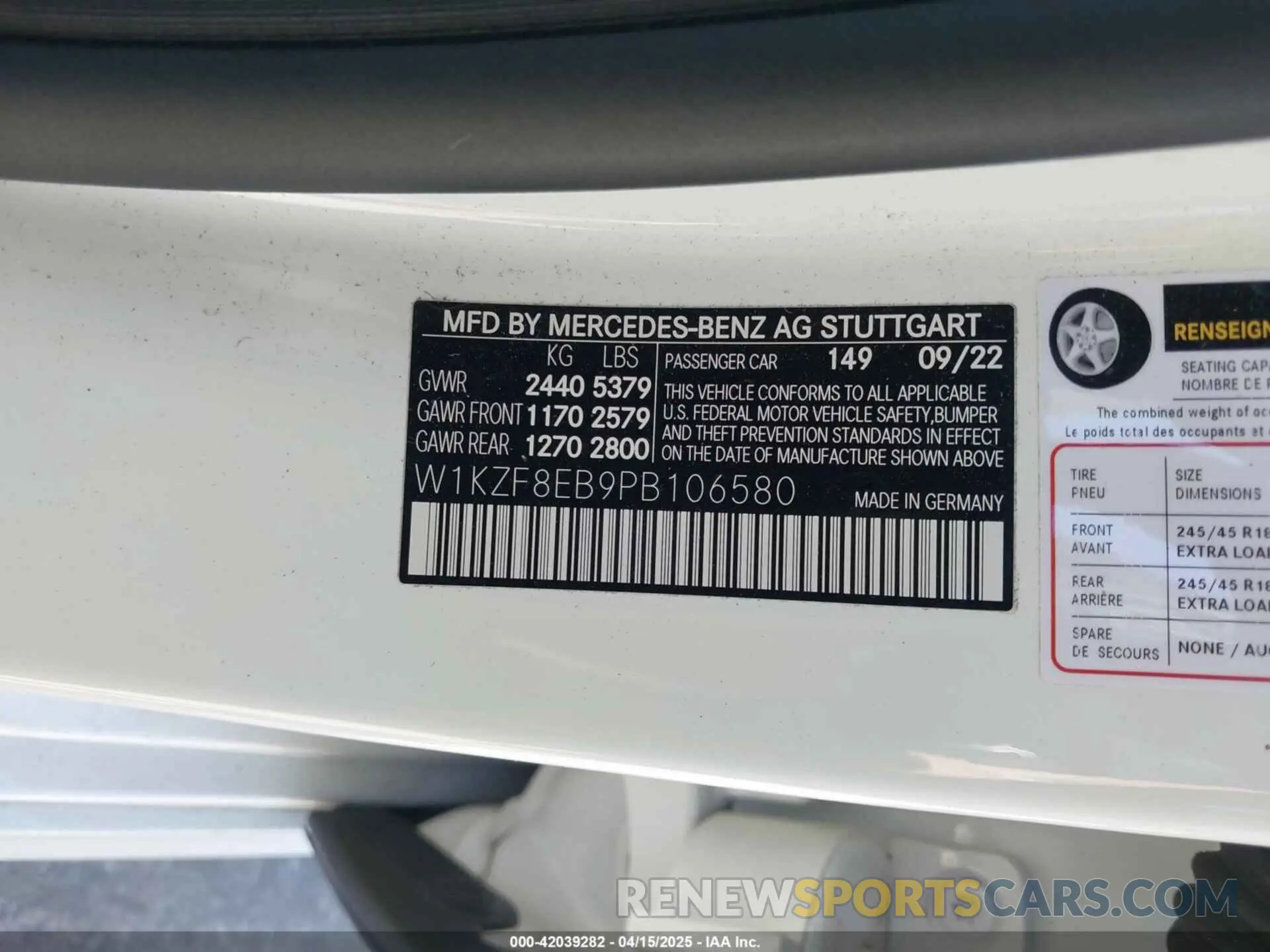9 Photograph of a damaged car W1KZF8EB9PB106580 MERCEDES-BENZ E 350 2023