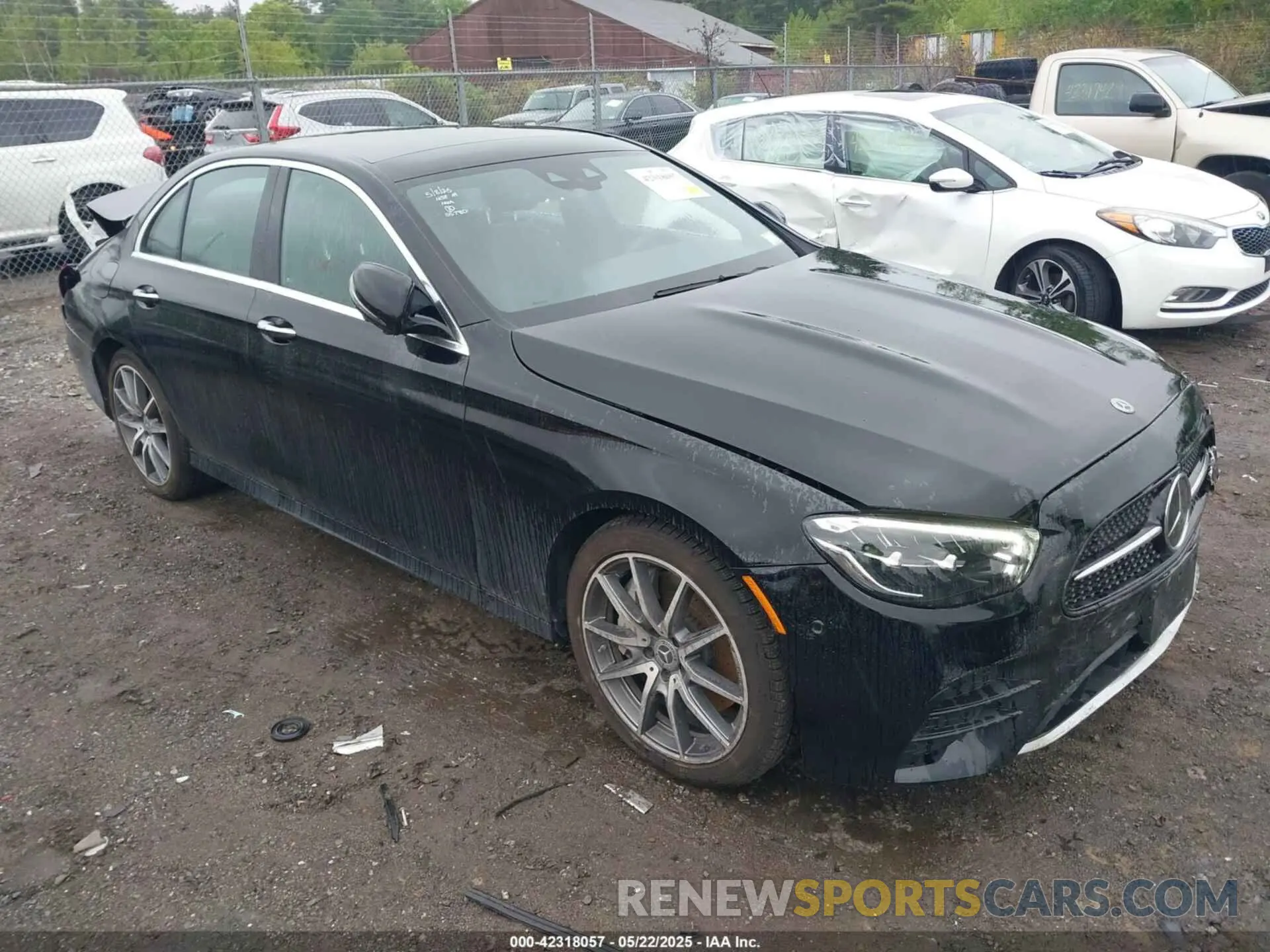 1 Photograph of a damaged car W1KZF8EBXPB187539 MERCEDES-BENZ E 350 2023