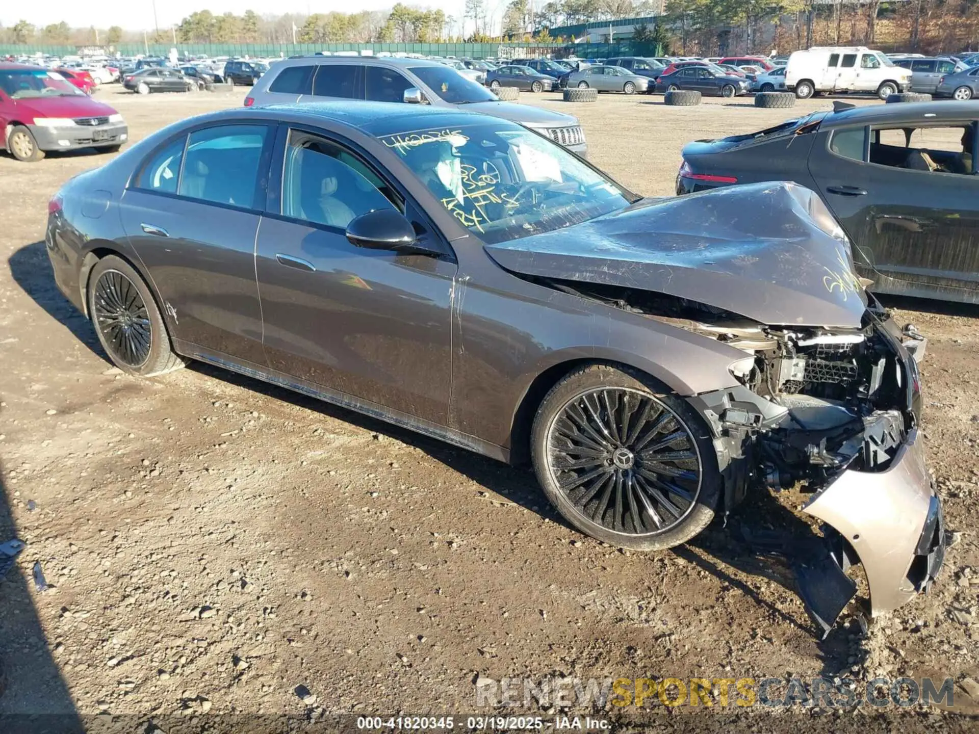 1 Photograph of a damaged car W1KLF4HB0RA040925 MERCEDES-BENZ E 350 2024