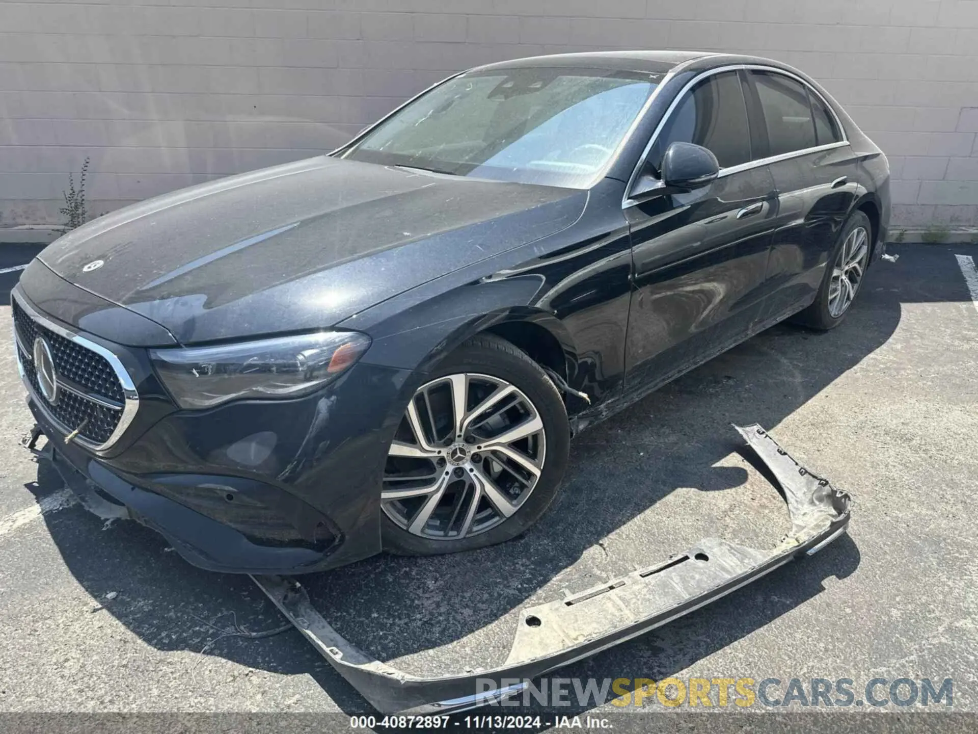 2 Photograph of a damaged car W1KLF4HB8RA008059 MERCEDES-BENZ E 350 2024