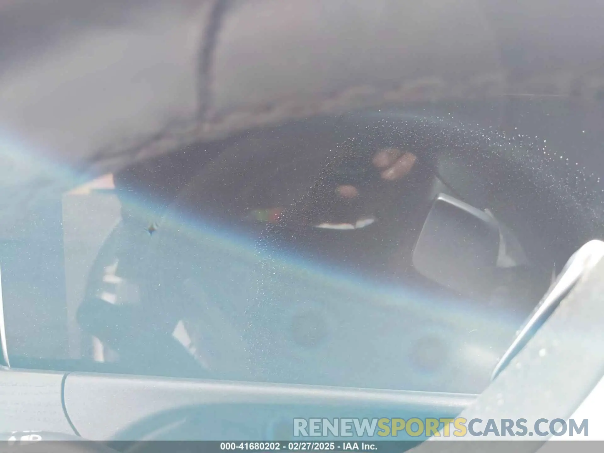 14 Photograph of a damaged car W1KLF4HB9RA006076 MERCEDES-BENZ E 350 2024