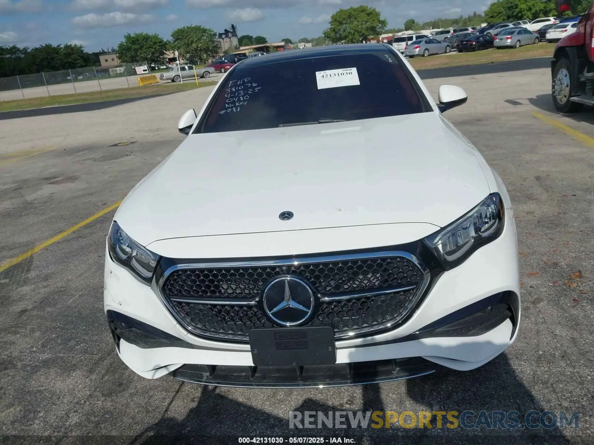 11 Photograph of a damaged car W1KLF4HBXSA090480 MERCEDES-BENZ E 350 2025