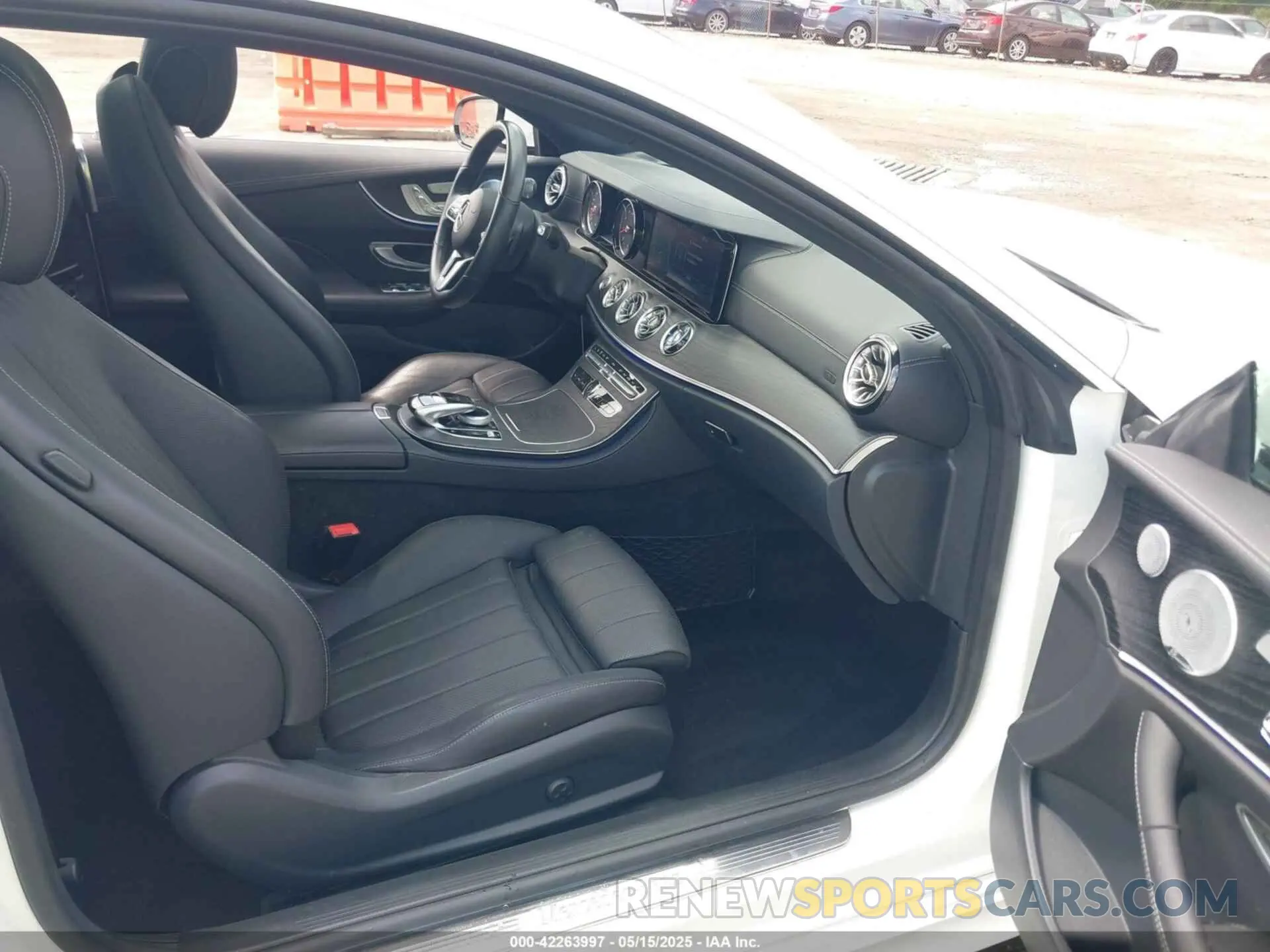 5 Photograph of a damaged car WDD1J6JB4KF101889 MERCEDES-BENZ E 450 2019