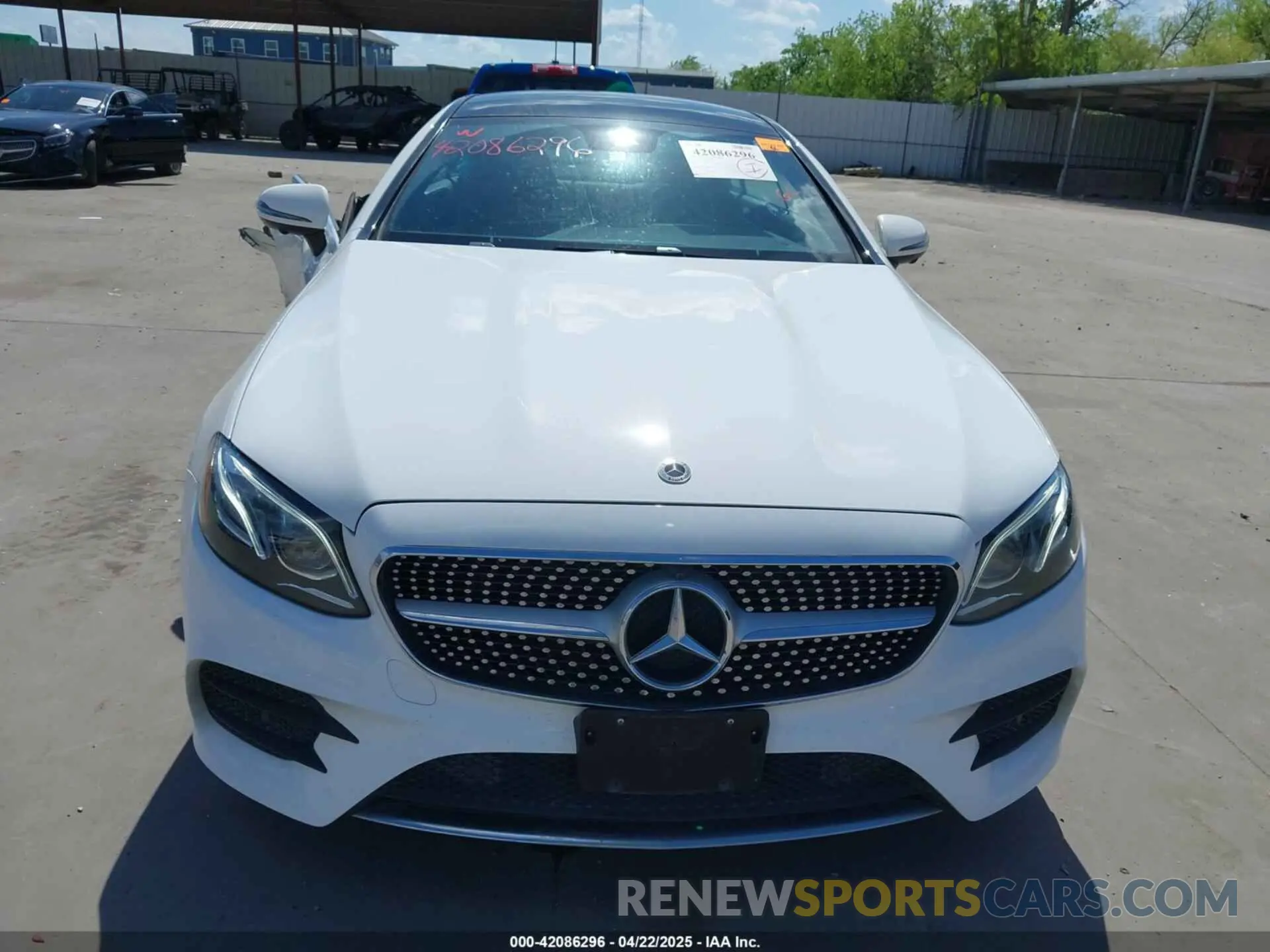 13 Photograph of a damaged car WDD1J6JB9KF081820 MERCEDES-BENZ E 450 2019