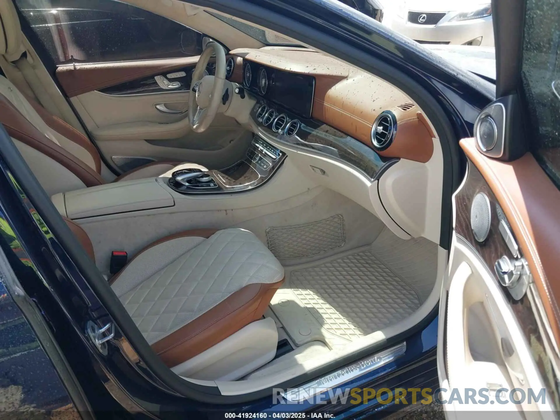 5 Photograph of a damaged car WDDZF6JB3KA508944 MERCEDES-BENZ E 450 2019