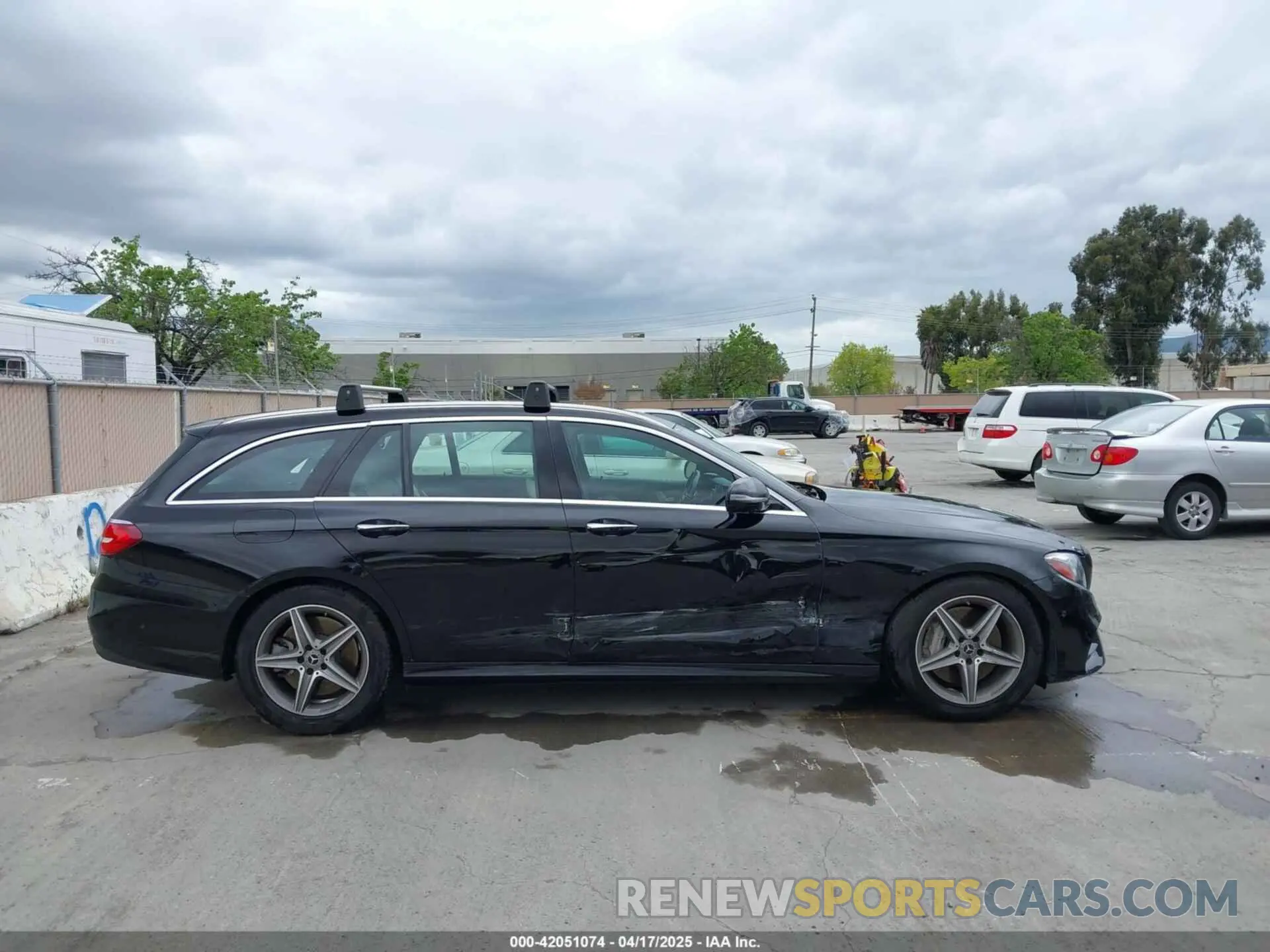 13 Photograph of a damaged car WDDZH6JB2KA583502 MERCEDES-BENZ E 450 2019