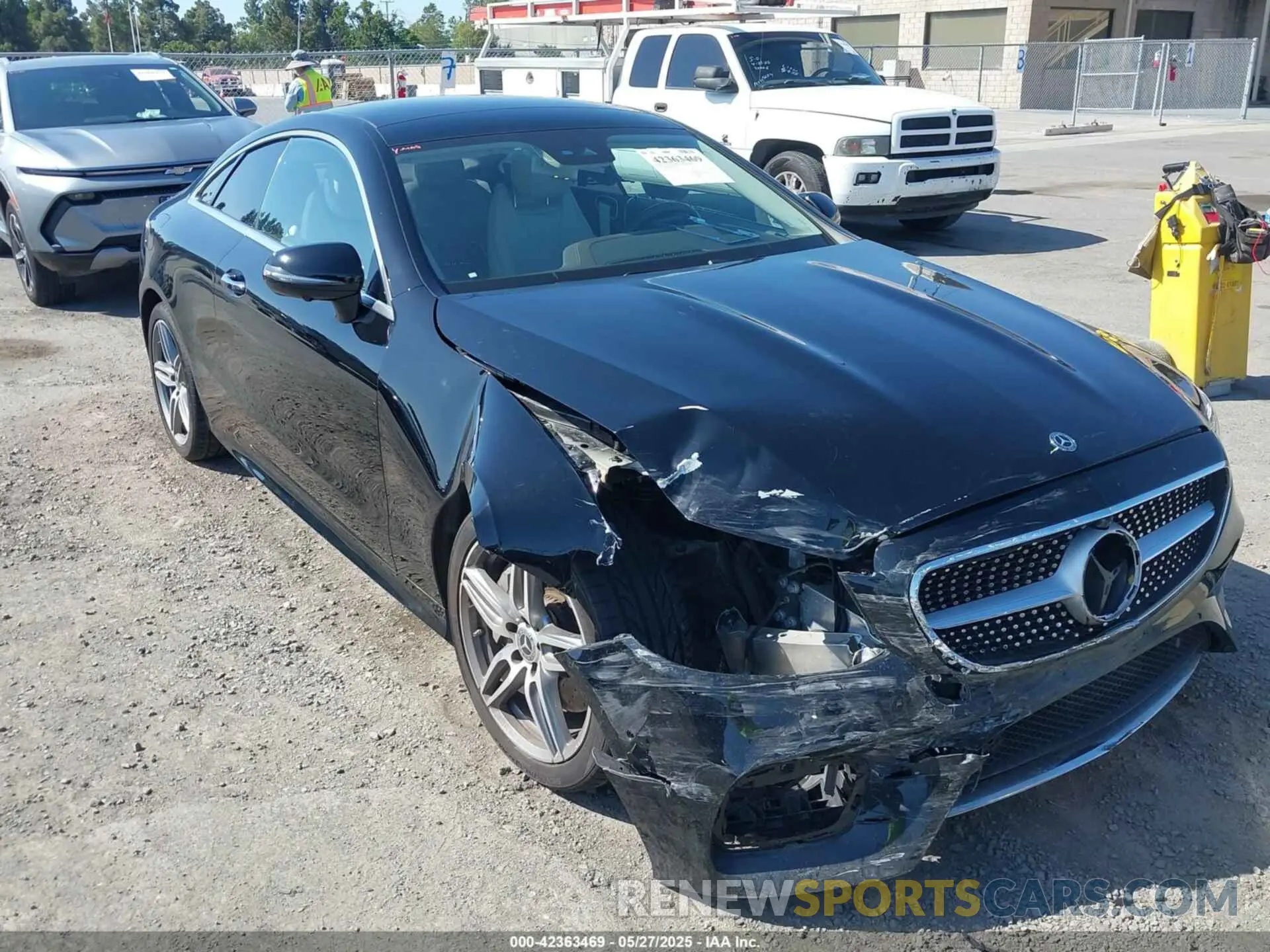 6 Photograph of a damaged car W1K1J6HB1LF141189 MERCEDES-BENZ E 450 2020