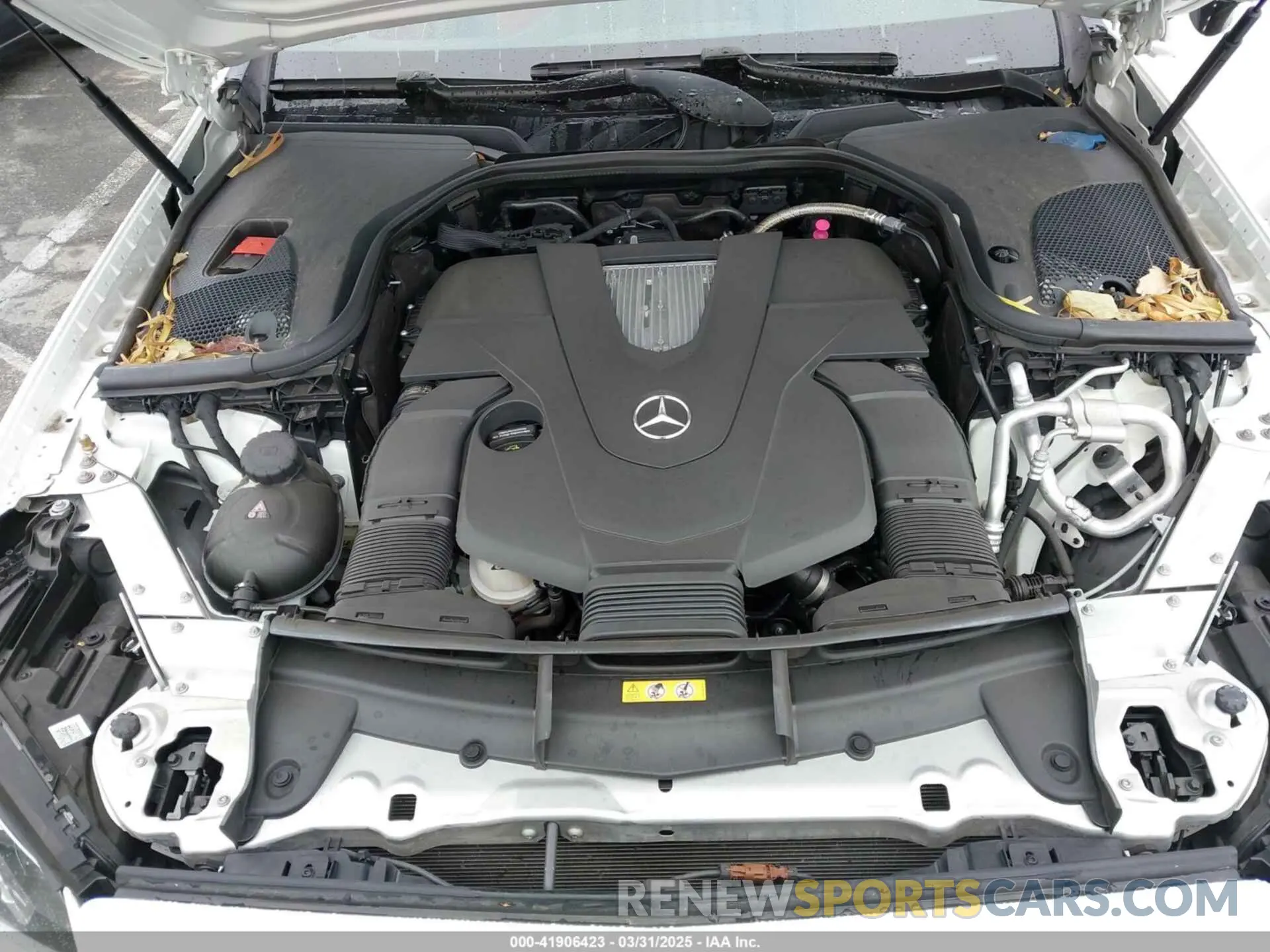 10 Photograph of a damaged car W1K1J6JB1LF141462 MERCEDES-BENZ E 450 2020