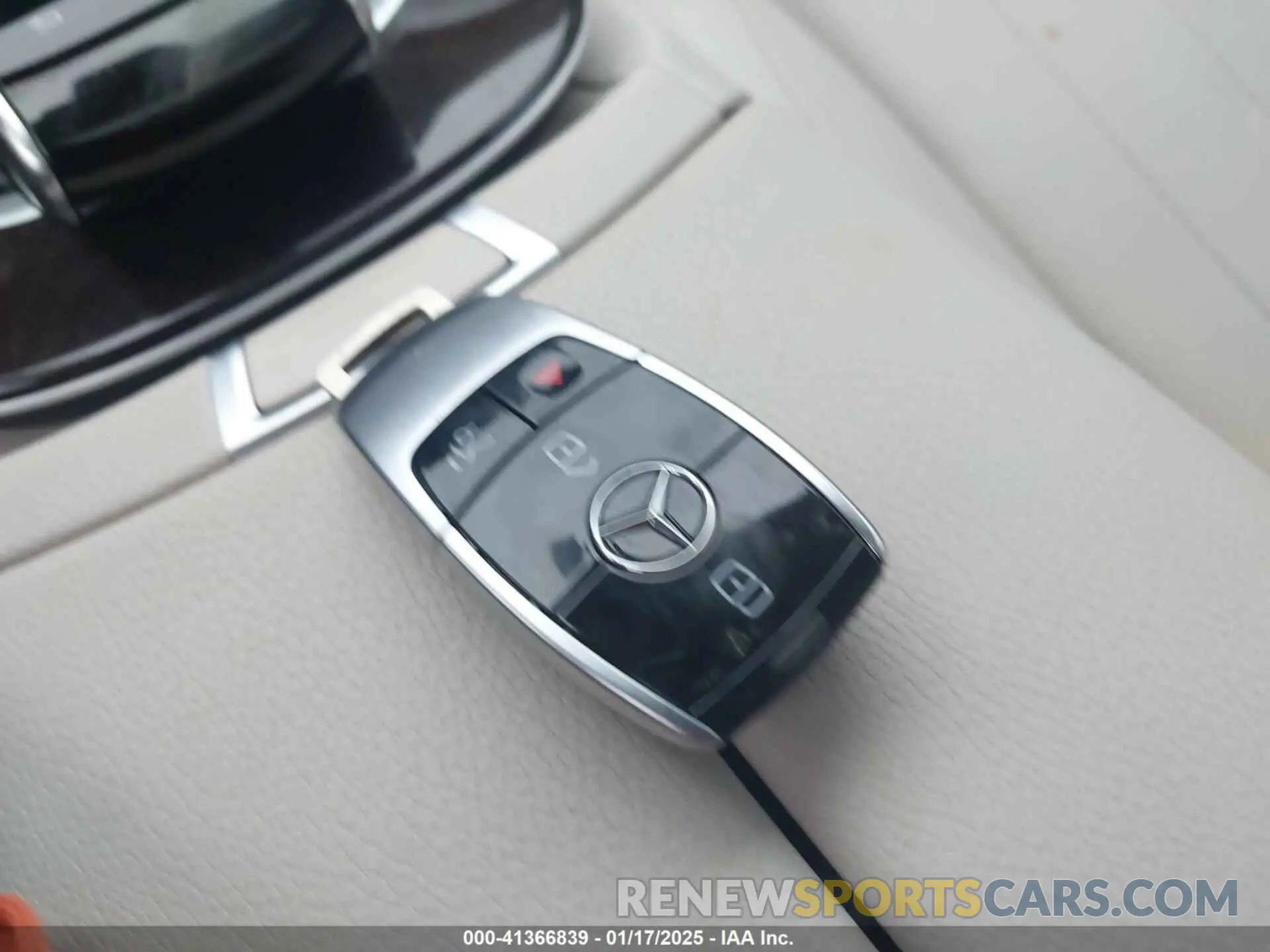 11 Photograph of a damaged car W1KZF6JB5LAH11466 MERCEDES-BENZ E 450 2020