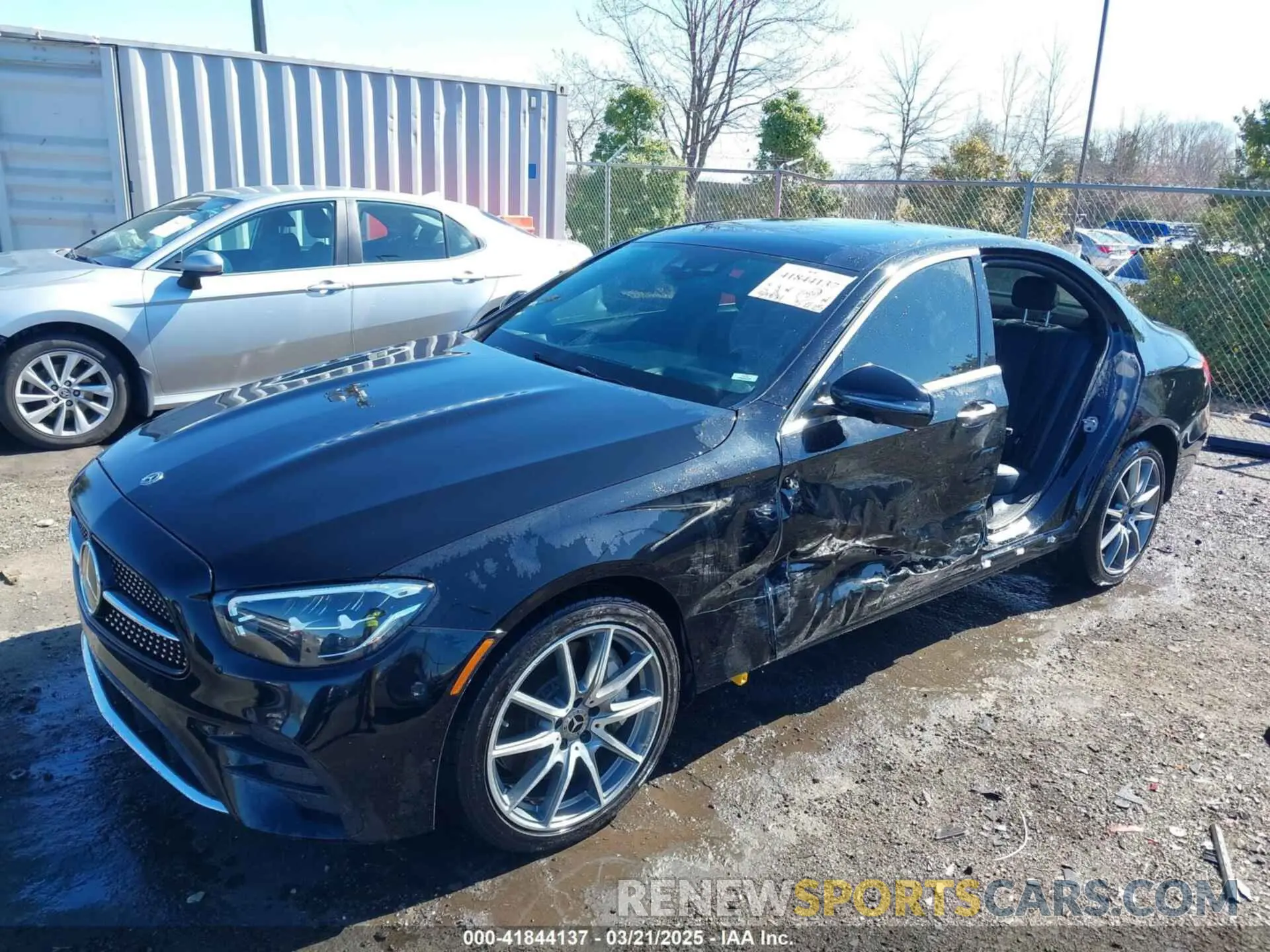 2 Photograph of a damaged car W1KZF5KB1MA939679 MERCEDES-BENZ E 450 2021