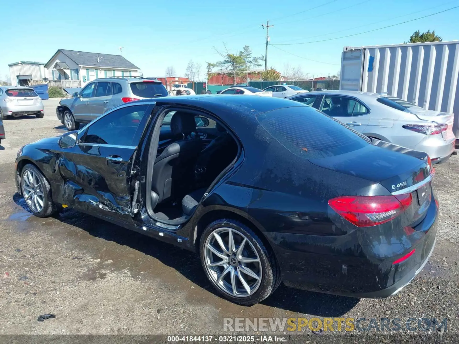 3 Photograph of a damaged car W1KZF5KB1MA939679 MERCEDES-BENZ E 450 2021