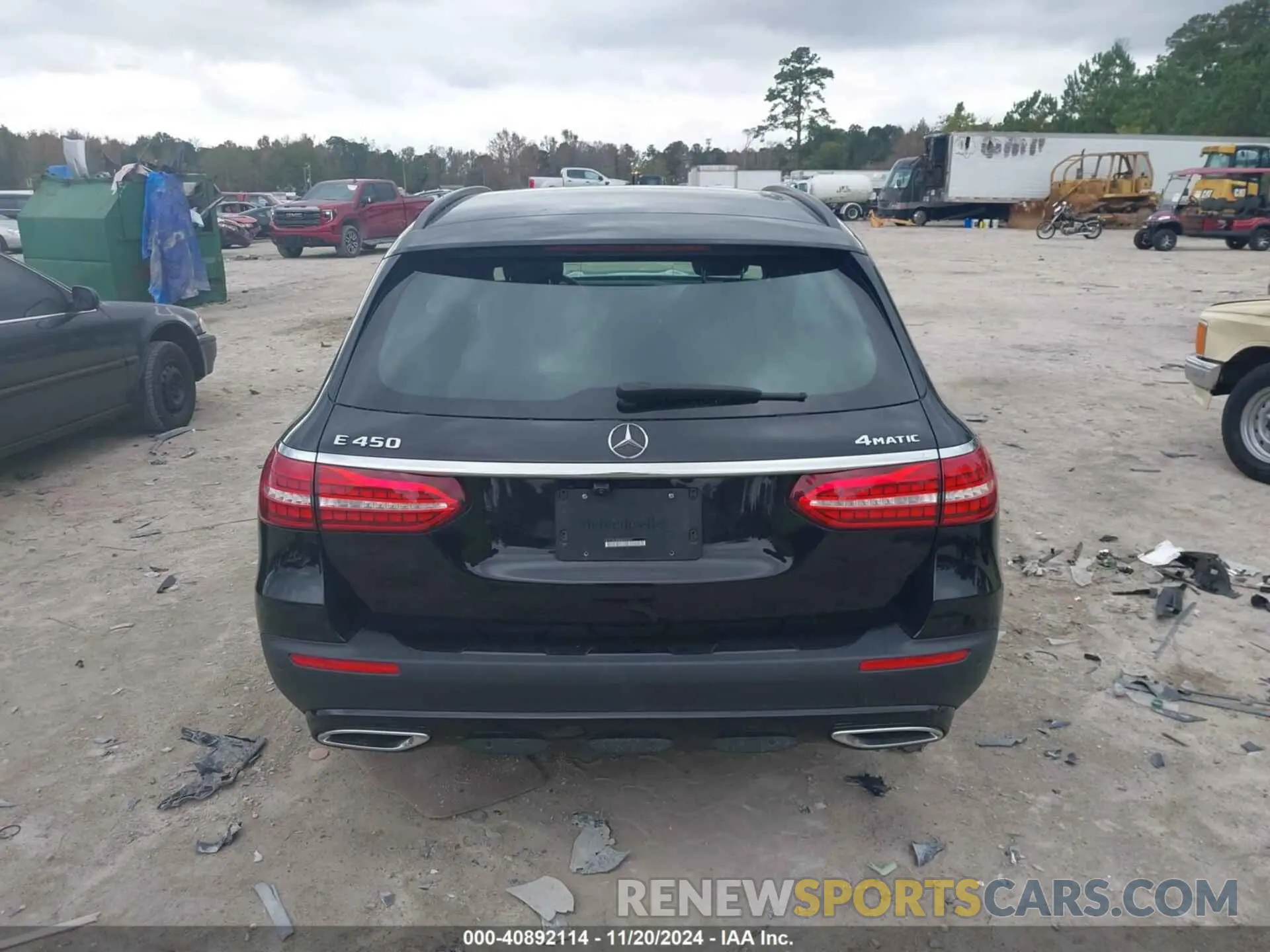 16 Photograph of a damaged car W1KZH6AB9MA965187 MERCEDES-BENZ E 450 2021