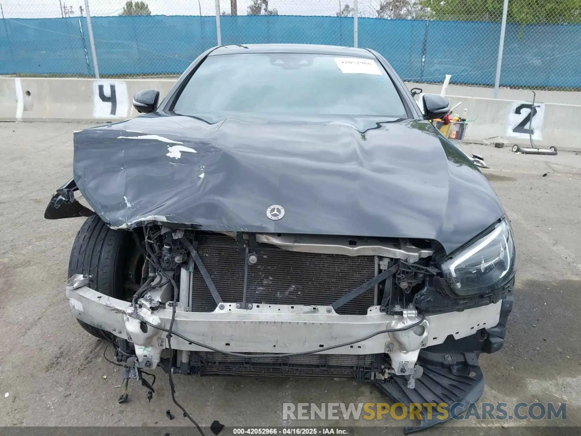 13 Photograph of a damaged car W1KZF5KB8NB092932 MERCEDES-BENZ E 450 2022