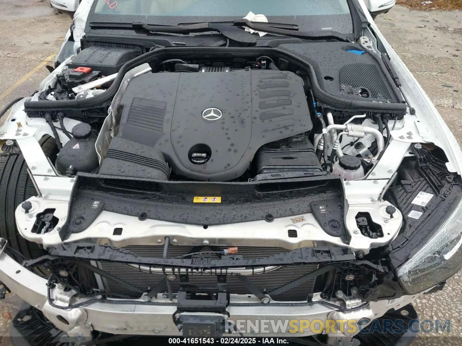 10 Photograph of a damaged car W1K1K5KB0PF208127 MERCEDES-BENZ E 450 2023