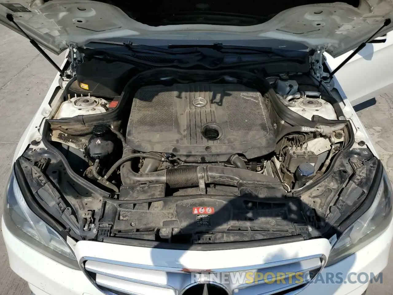11 Photograph of a damaged car WDDHF9HB7EA883887 MERCEDES-BENZ E-CLASS 2014