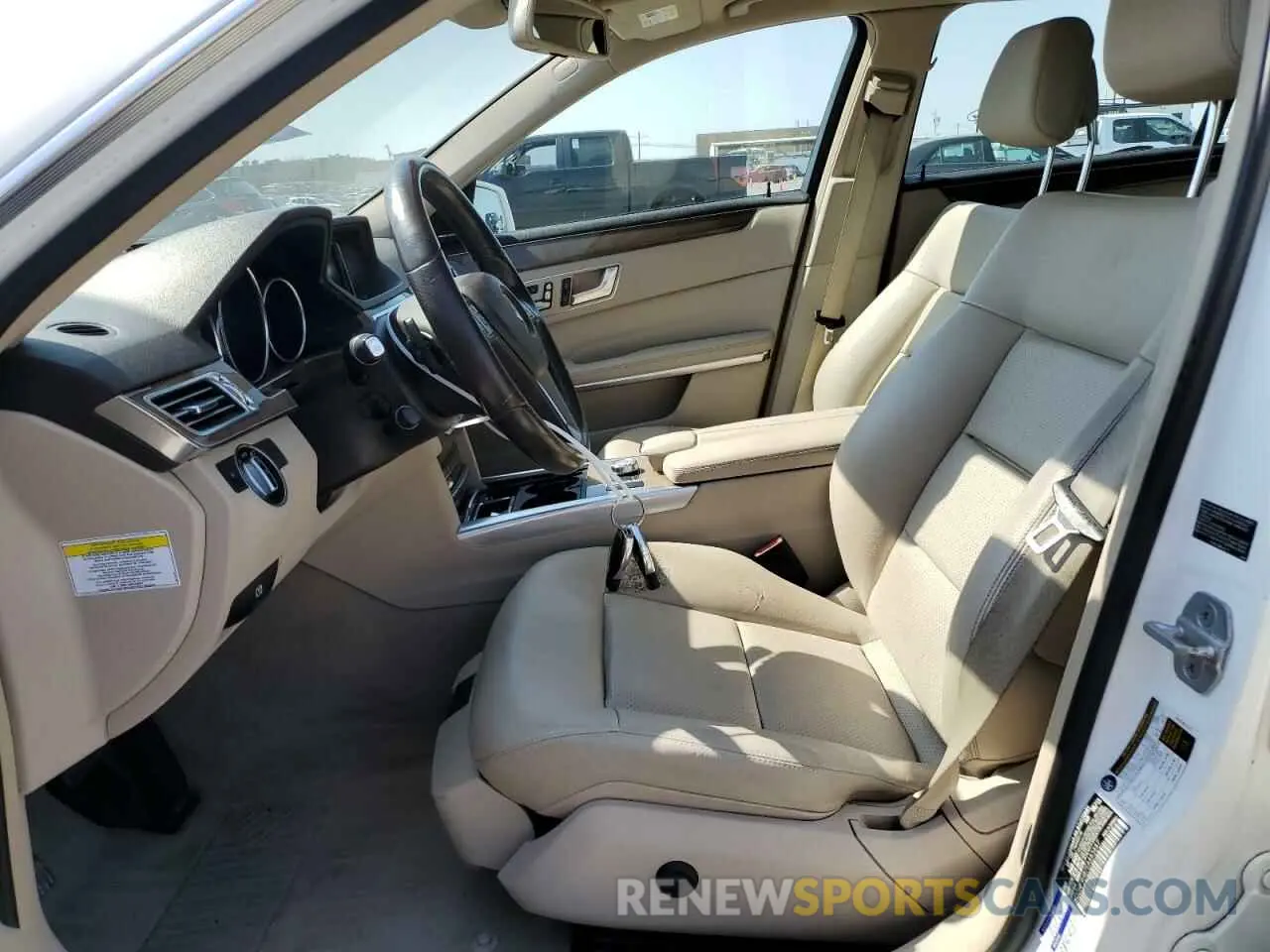 7 Photograph of a damaged car WDDHF9HB7EA883887 MERCEDES-BENZ E-CLASS 2014