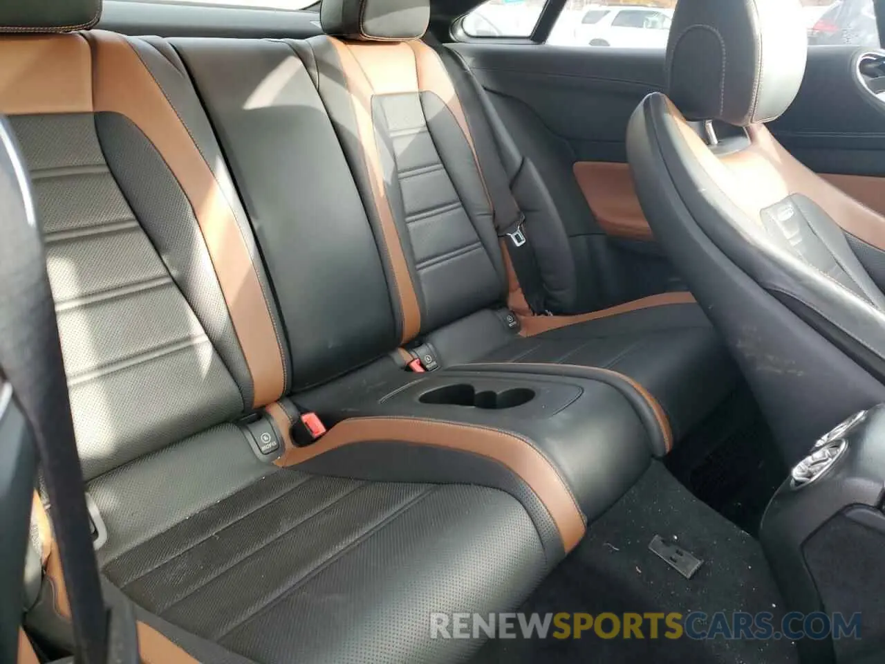 10 Photograph of a damaged car WDD1J6BBXKF095157 MERCEDES-BENZ E-CLASS 2019