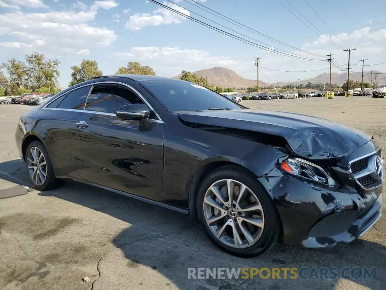 4 Photograph of a damaged car WDD1J6HB2KF110130 MERCEDES-BENZ E-CLASS 2019