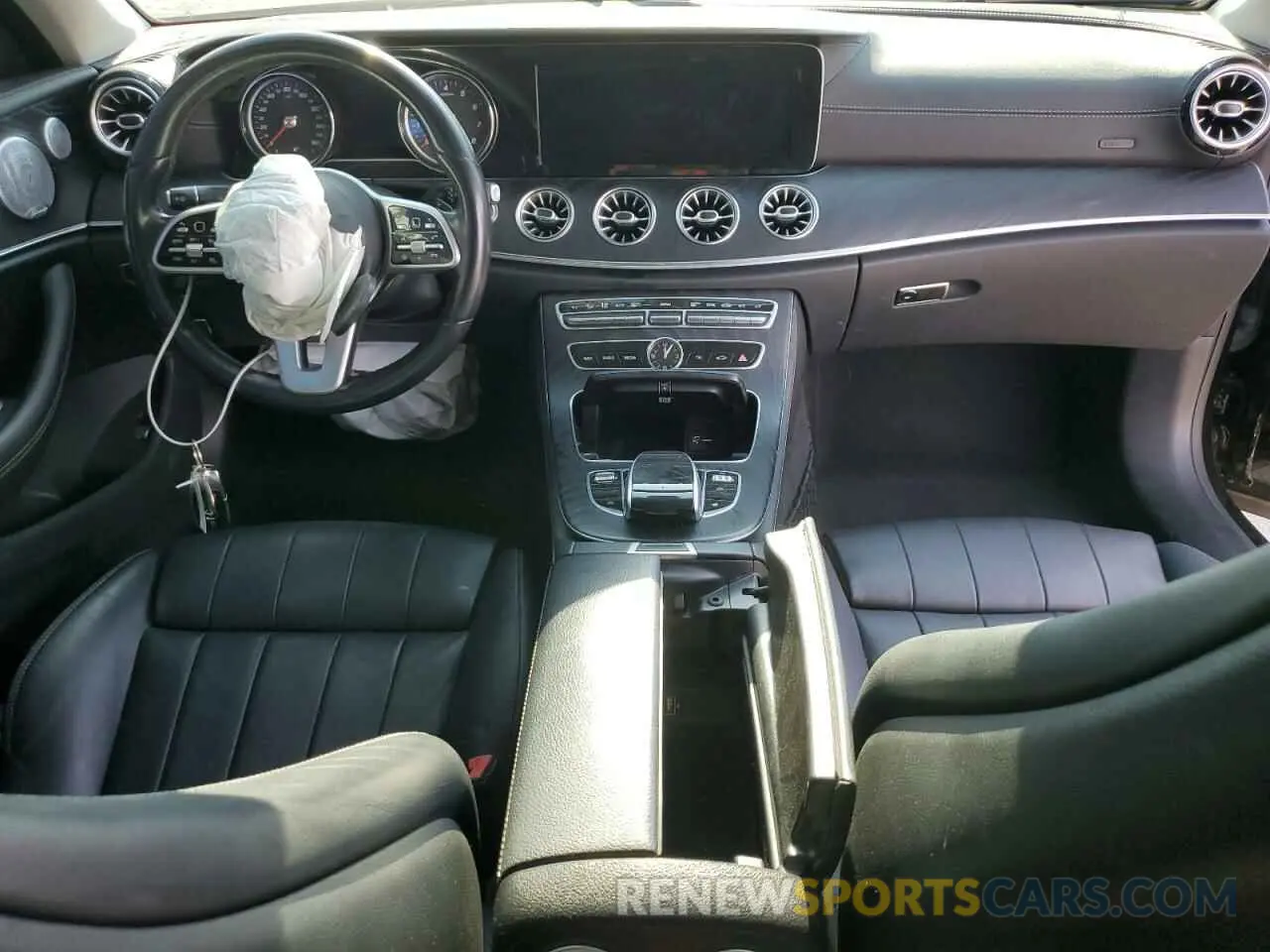 8 Photograph of a damaged car WDD1J6HB2KF110130 MERCEDES-BENZ E-CLASS 2019