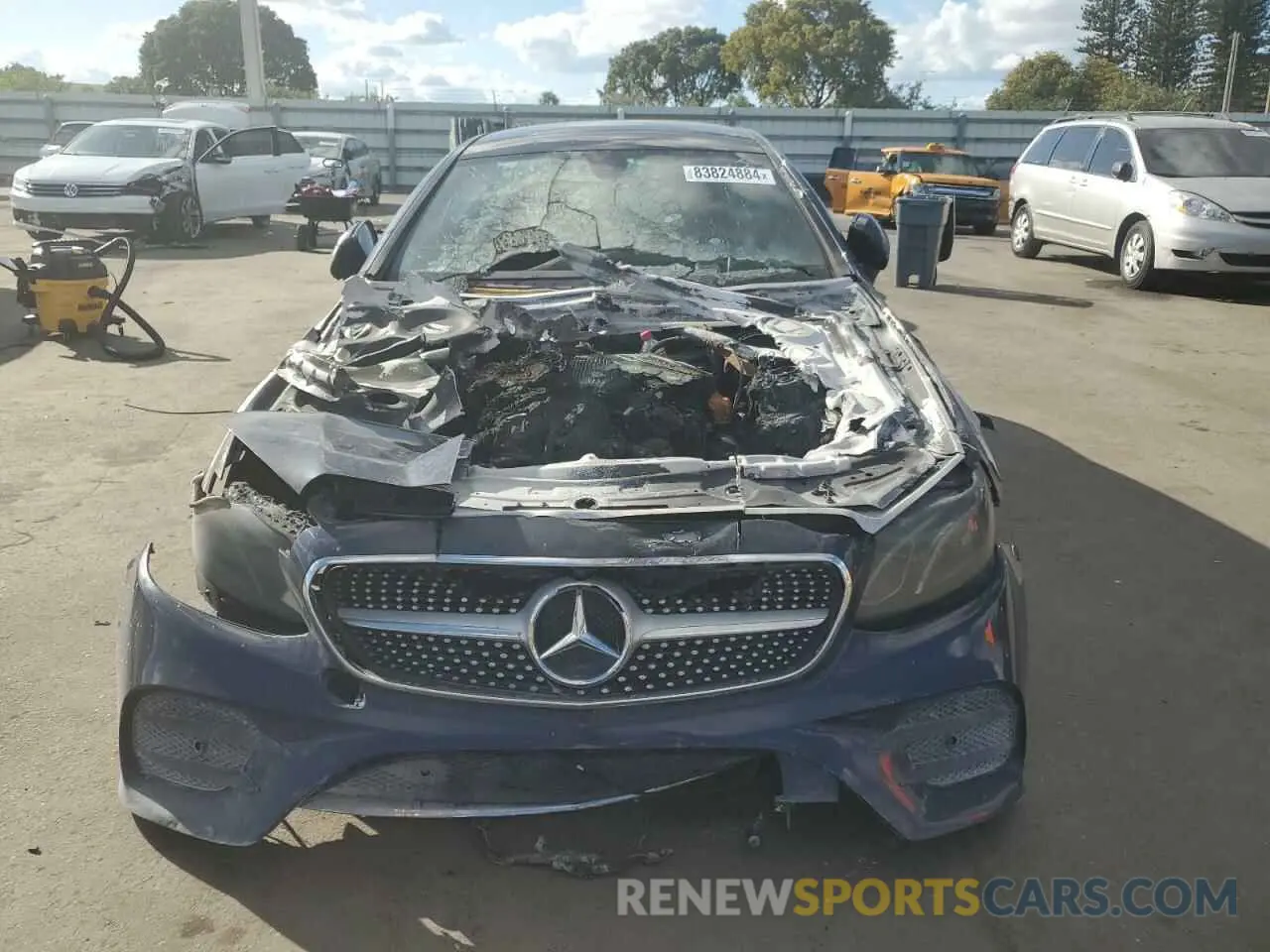 5 Photograph of a damaged car WDD1J6HB5KF074062 MERCEDES-BENZ E-CLASS 2019