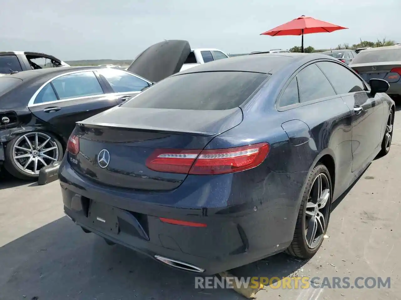 4 Photograph of a damaged car WDD1J6HB8KF090109 MERCEDES-BENZ E-CLASS 2019