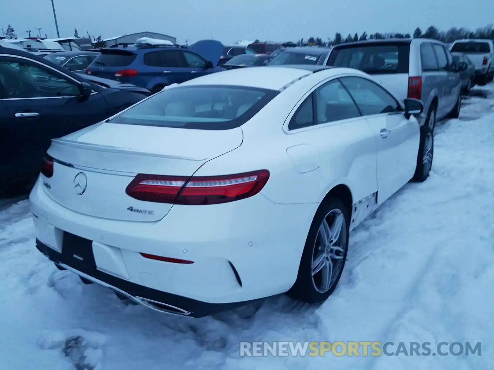 4 Photograph of a damaged car WDD1J6JB1KF105656 MERCEDES-BENZ E CLASS 2019