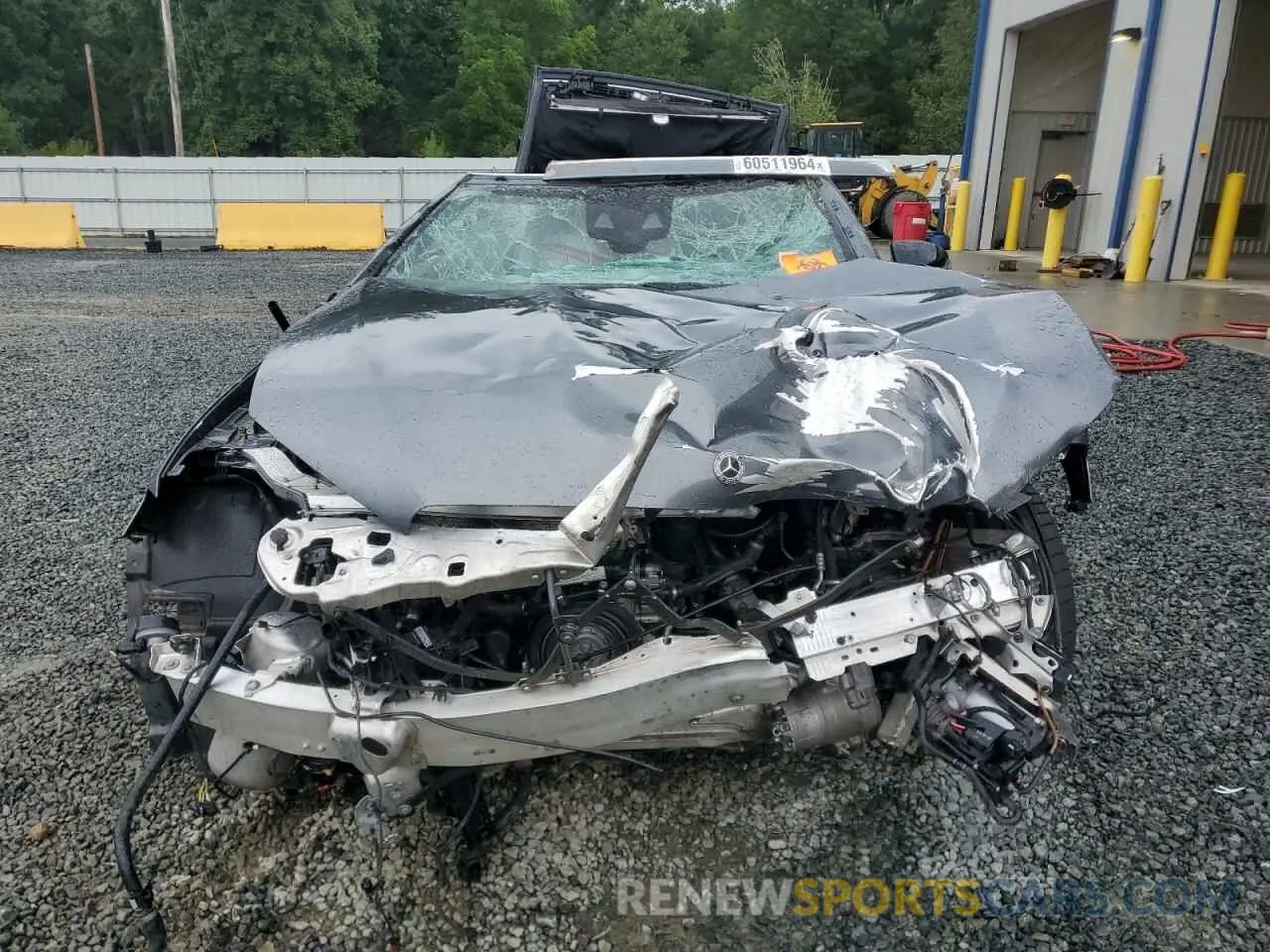 5 Photograph of a damaged car WDD1K6BB3KF093862 MERCEDES-BENZ E-CLASS 2019
