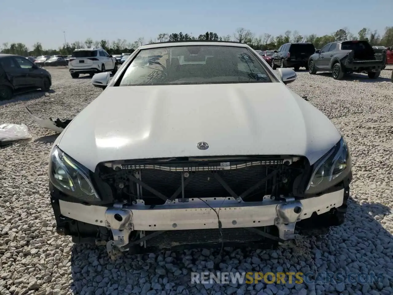 5 Photograph of a damaged car WDD1K6HB2KF089521 MERCEDES-BENZ E-CLASS 2019