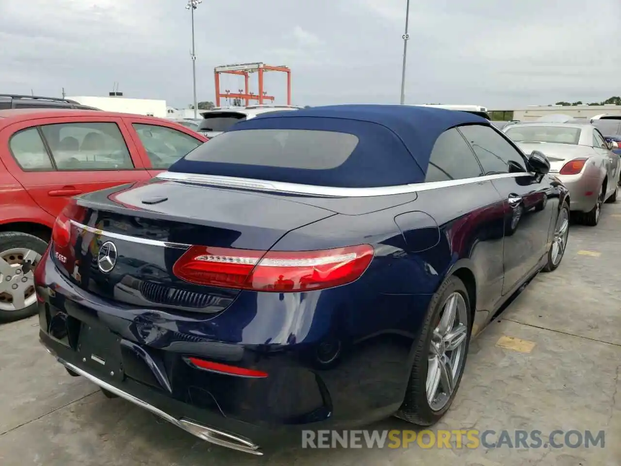 4 Photograph of a damaged car WDD1K6HB4KF116671 MERCEDES-BENZ E-CLASS 2019