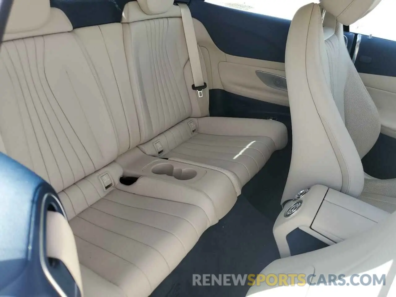 10 Photograph of a damaged car WDD1K6JB8KF084513 MERCEDES-BENZ E-CLASS 2019