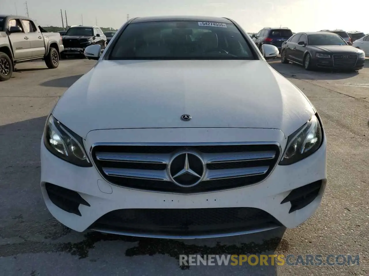 5 Photograph of a damaged car WDDZF4JB0KA514205 MERCEDES-BENZ E-CLASS 2019