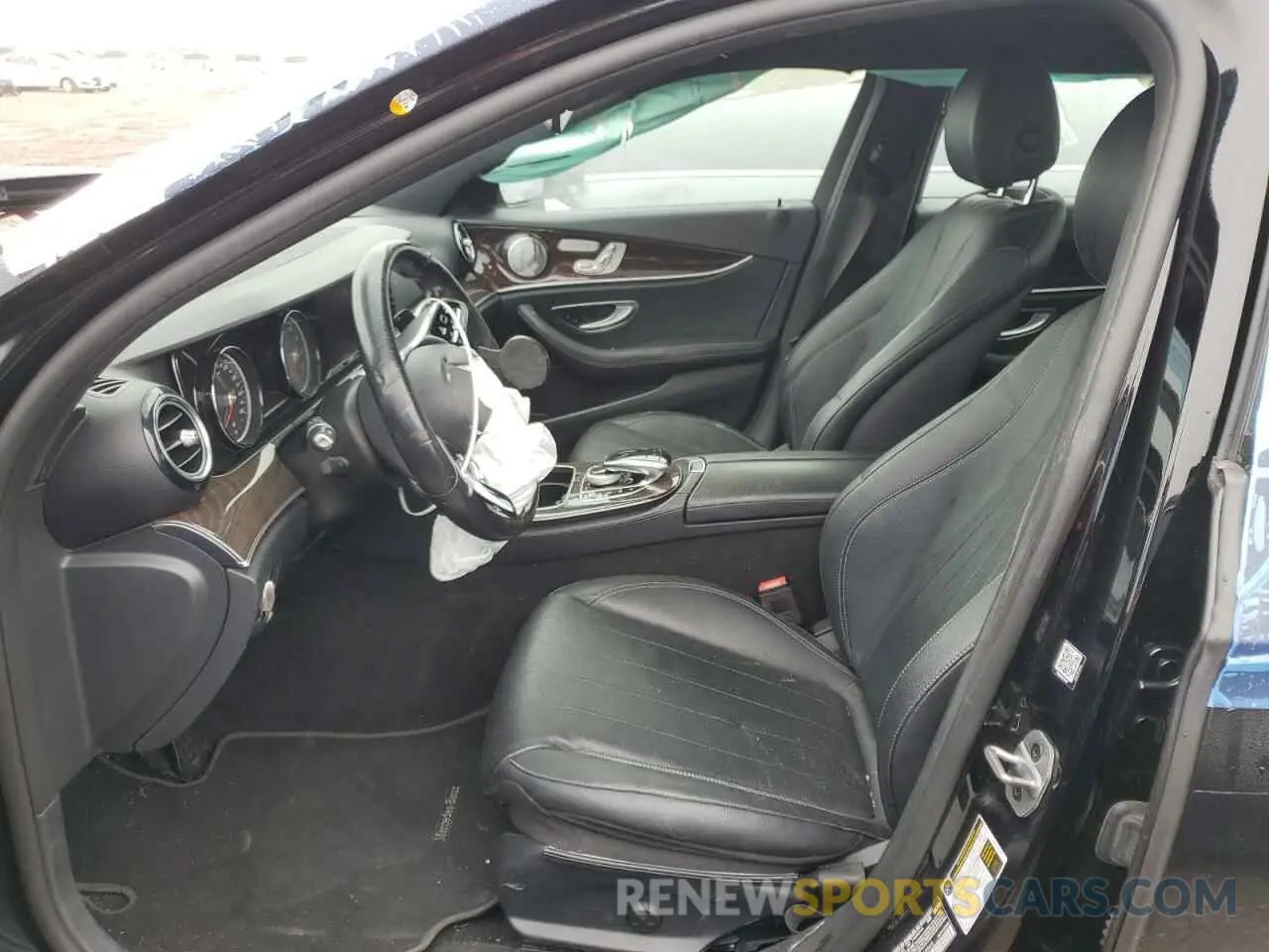 7 Photograph of a damaged car WDDZF4JB0KA669868 MERCEDES-BENZ E-CLASS 2019