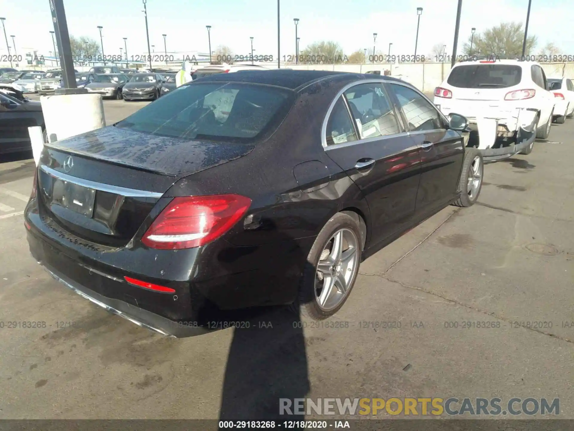 4 Photograph of a damaged car WDDZF4JB1KA527321 MERCEDES-BENZ E-CLASS 2019