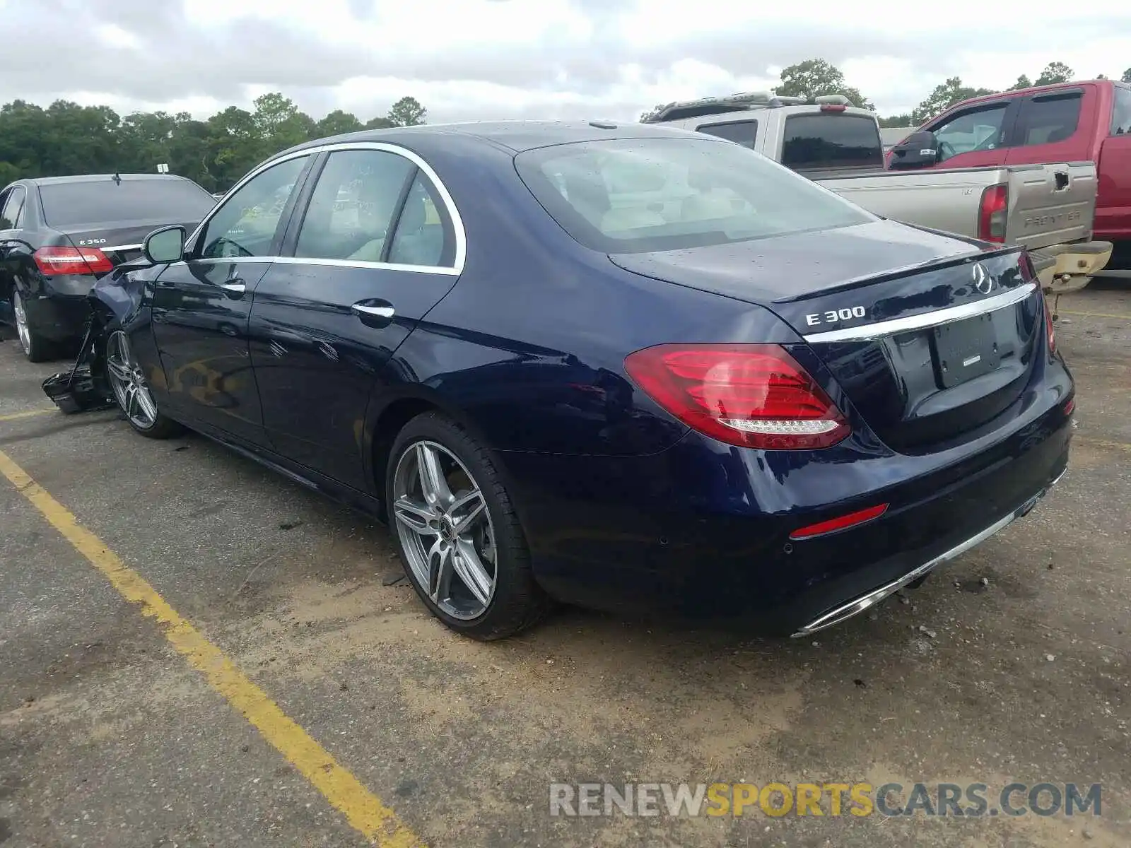 3 Photograph of a damaged car WDDZF4JB1KA592251 MERCEDES-BENZ E CLASS 2019