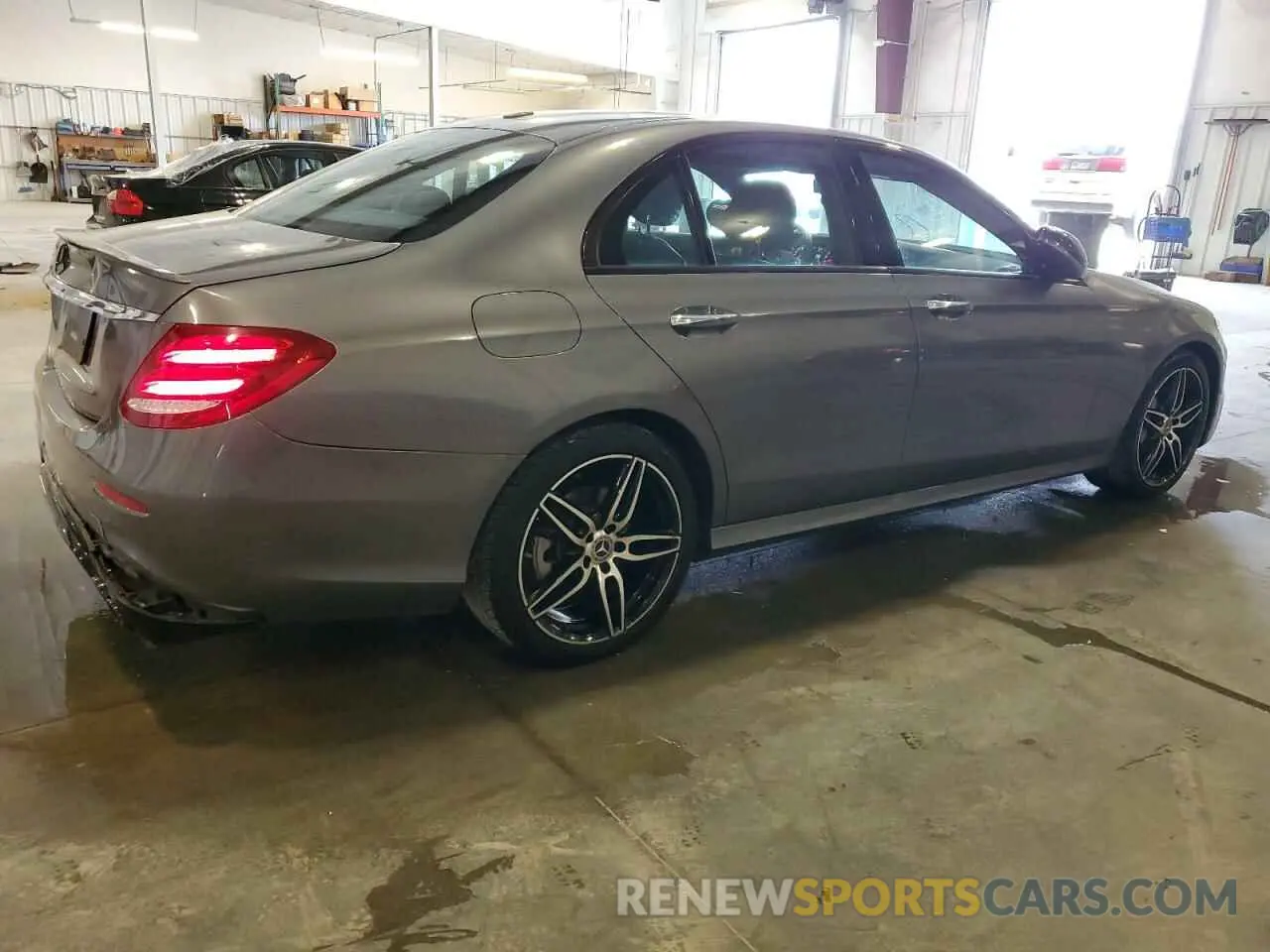3 Photograph of a damaged car WDDZF4JB1KA625491 MERCEDES-BENZ E-CLASS 2019