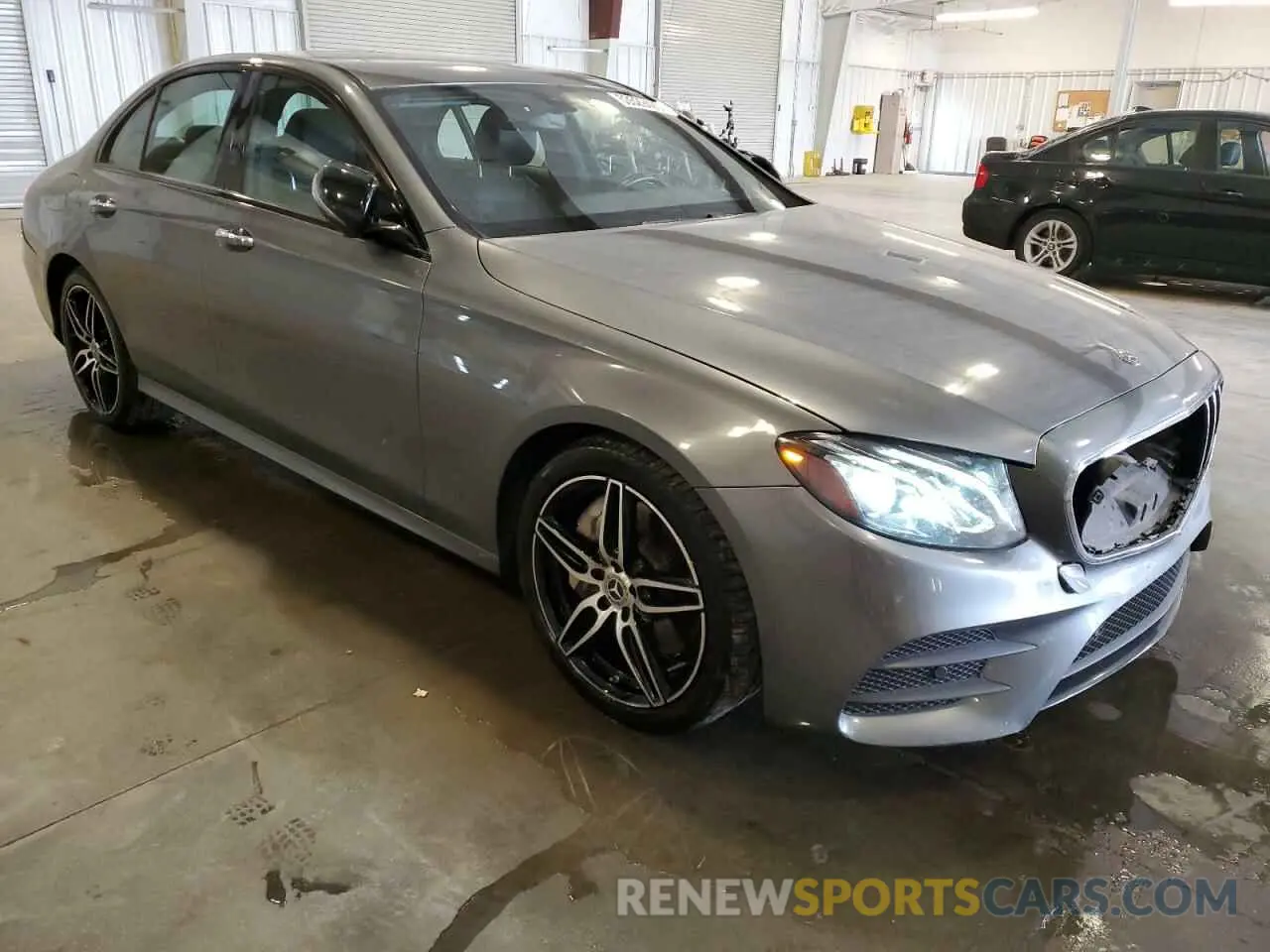 4 Photograph of a damaged car WDDZF4JB1KA625491 MERCEDES-BENZ E-CLASS 2019