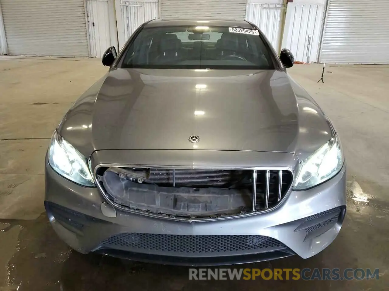 5 Photograph of a damaged car WDDZF4JB1KA625491 MERCEDES-BENZ E-CLASS 2019