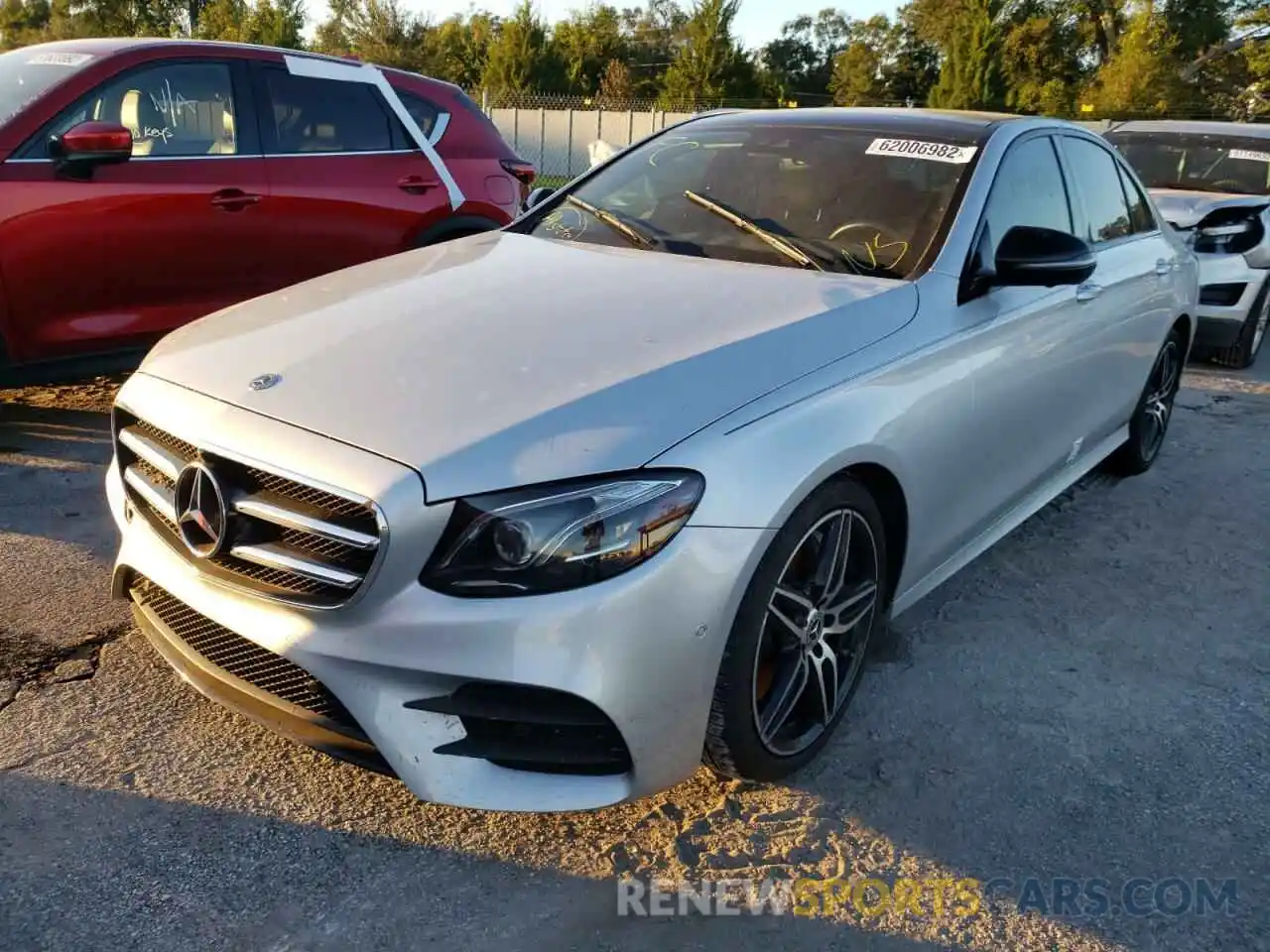 2 Photograph of a damaged car WDDZF4JB2KA619232 MERCEDES-BENZ E-CLASS 2019