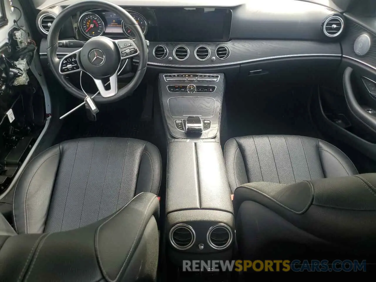 8 Photograph of a damaged car WDDZF4JB2KA635060 MERCEDES-BENZ E-CLASS 2019