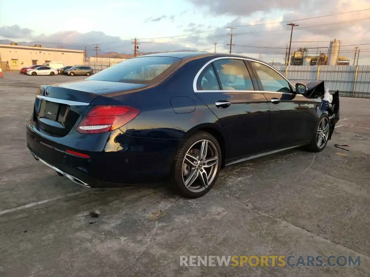 3 Photograph of a damaged car WDDZF4JB2KA660587 MERCEDES-BENZ E-CLASS 2019