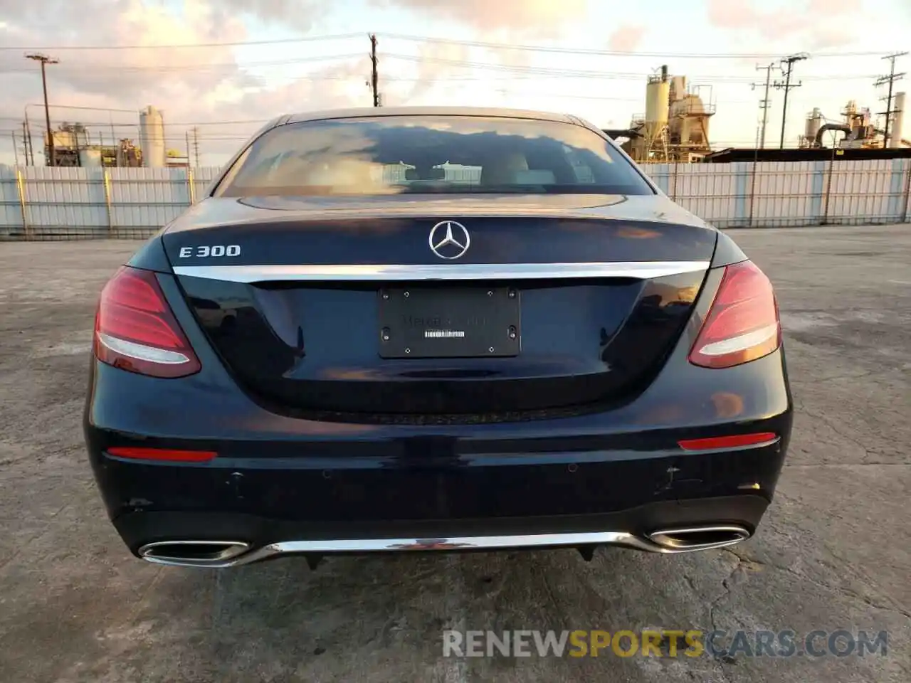 6 Photograph of a damaged car WDDZF4JB2KA660587 MERCEDES-BENZ E-CLASS 2019