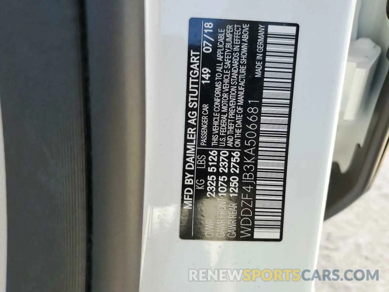 12 Photograph of a damaged car WDDZF4JB3KA506681 MERCEDES-BENZ E-CLASS 2019